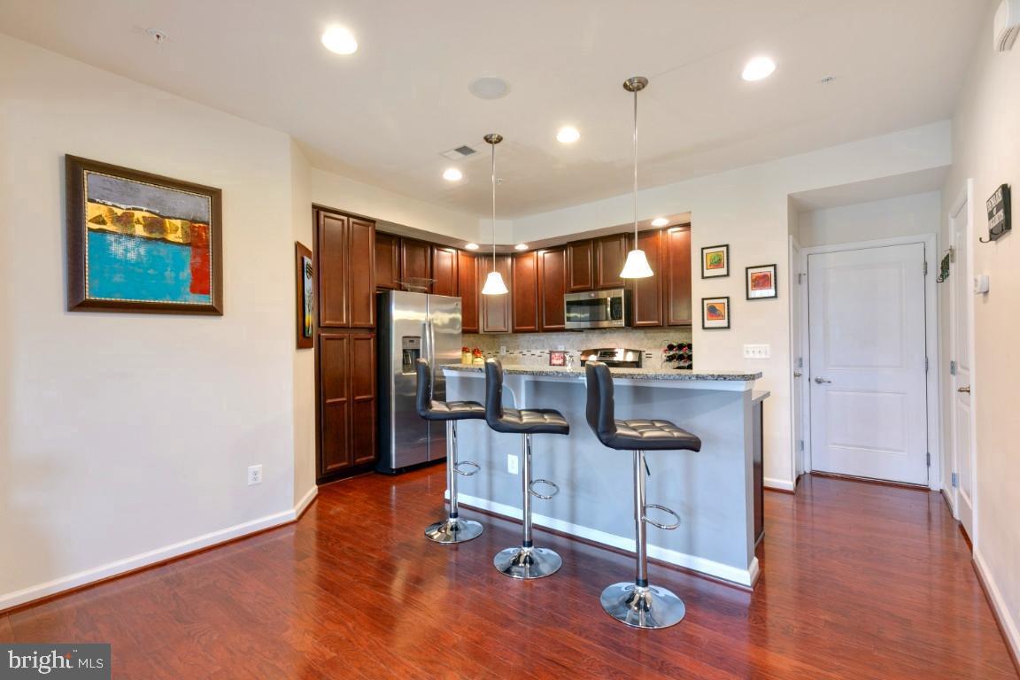 MORLEY CORNER - Residential Lease