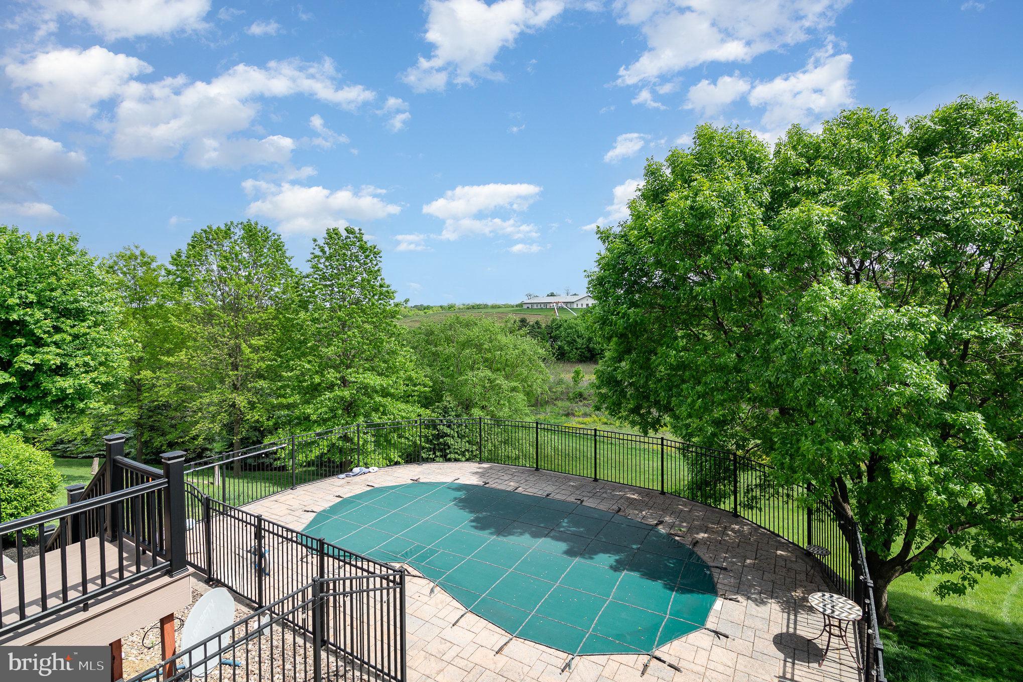 FAIRWINDS - Residential