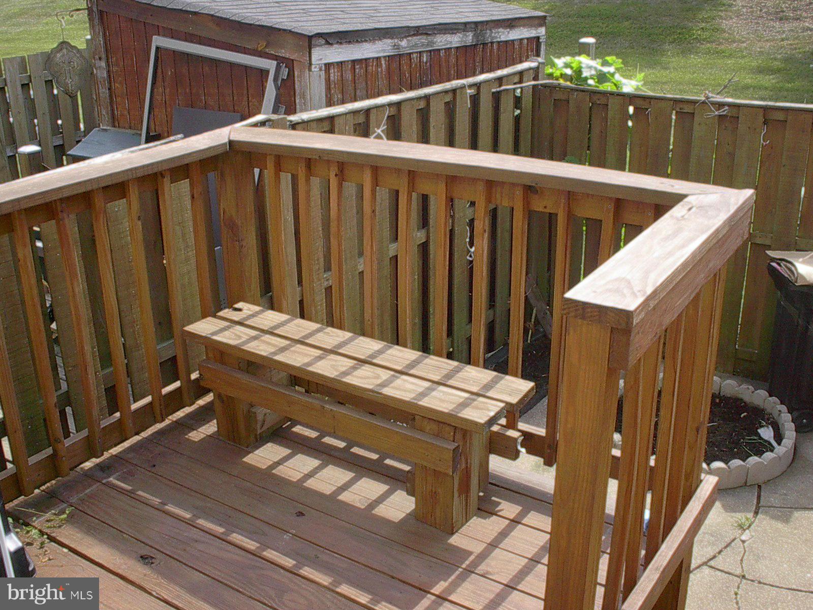 CRESTWOOD VILLAGE - Residential Lease