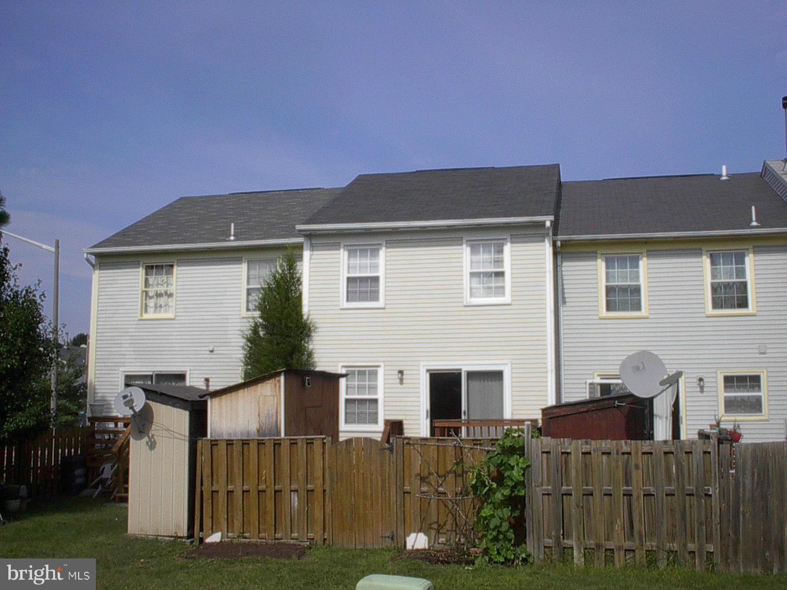 CRESTWOOD VILLAGE - Residential Lease