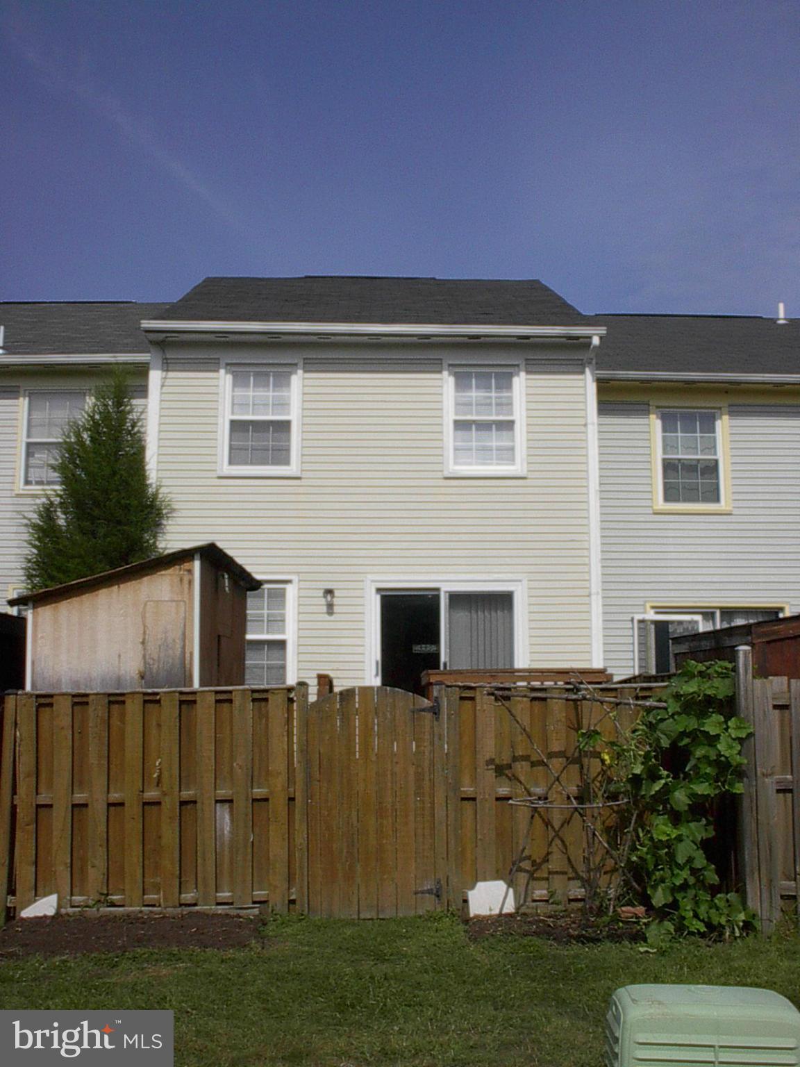 CRESTWOOD VILLAGE - Residential Lease