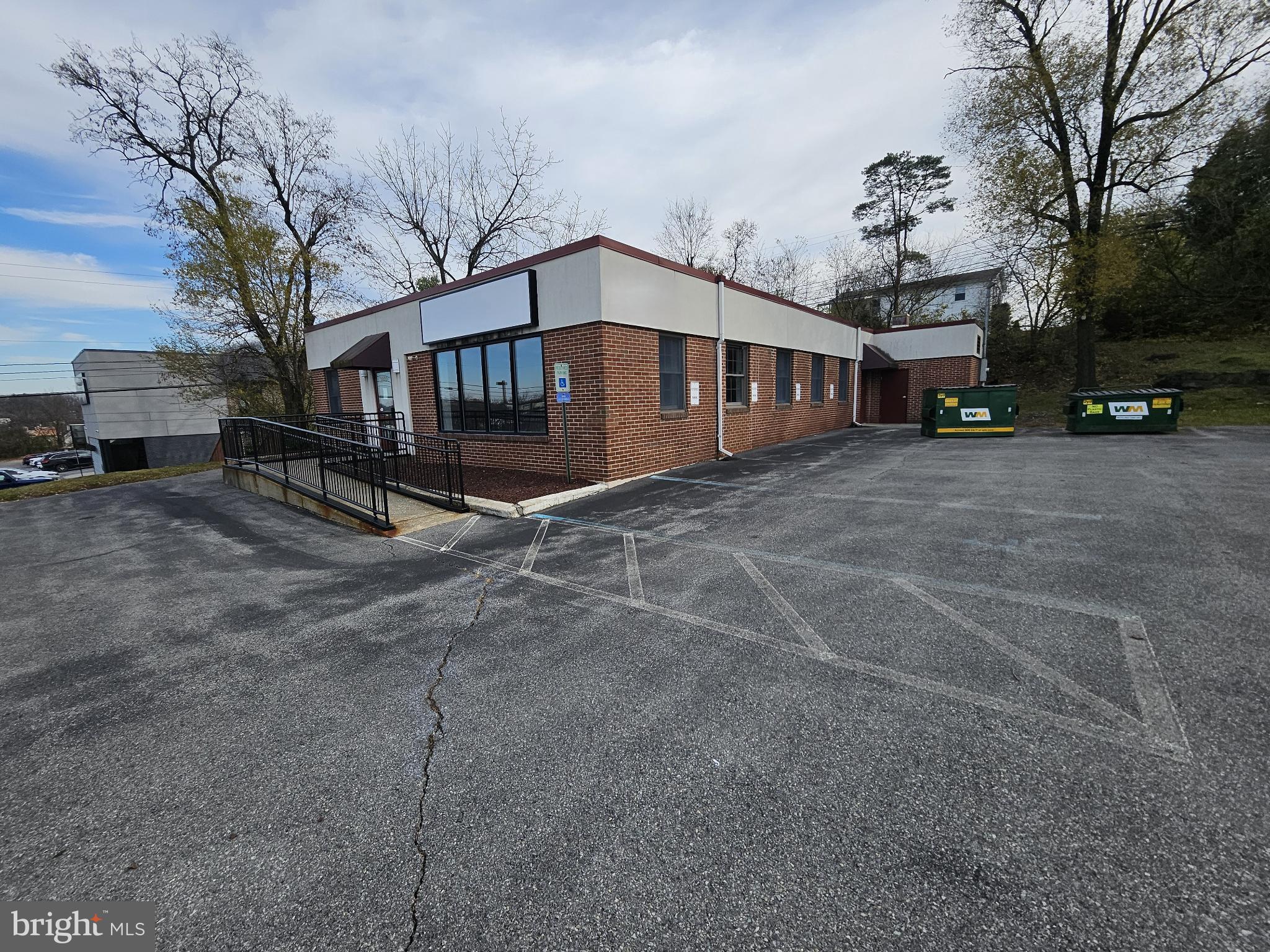 3404 HAMILTON BOULEVARD