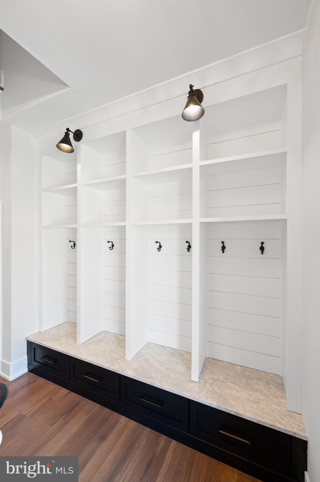 THE THICKET - Residential