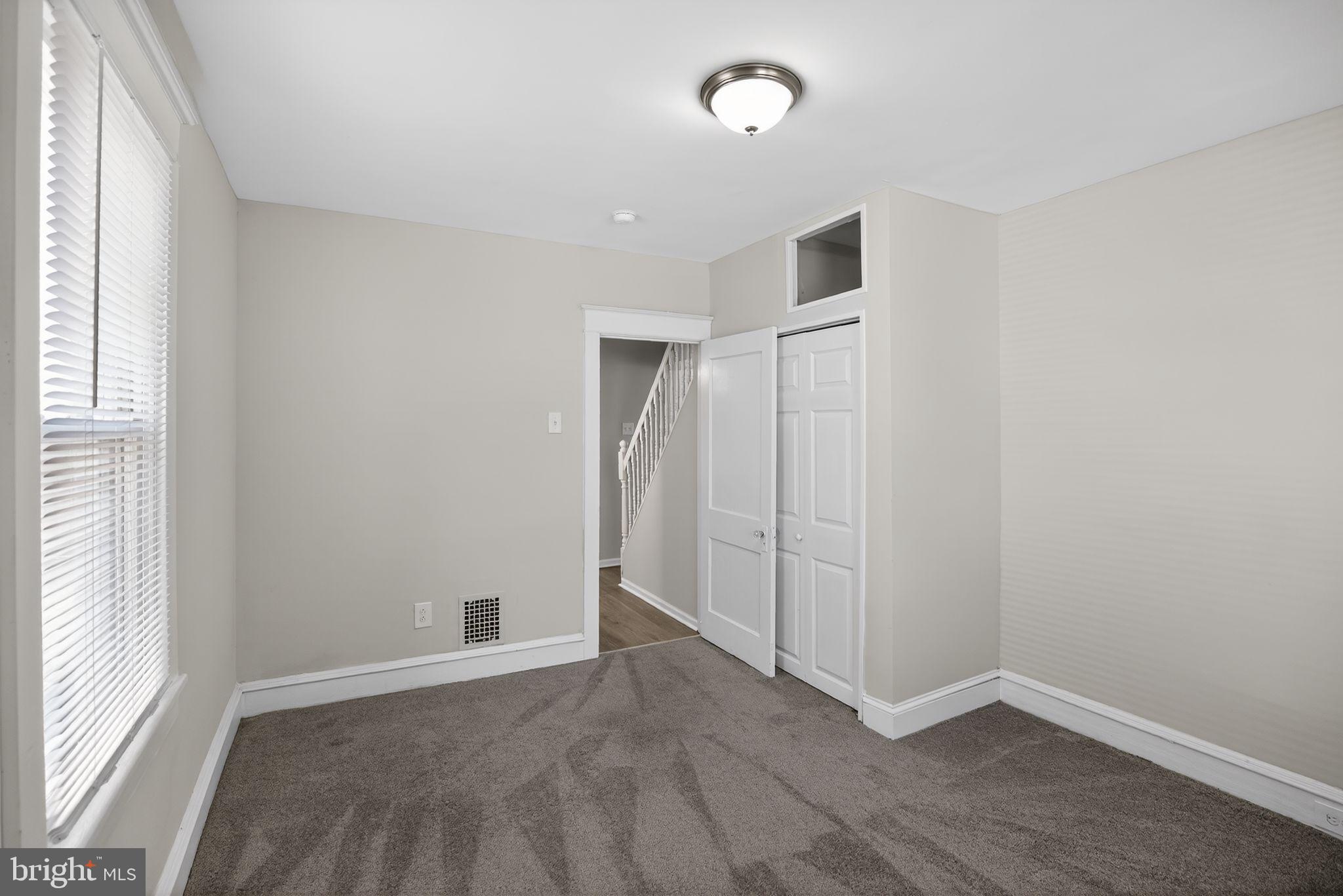 GLENSIDE - Residential