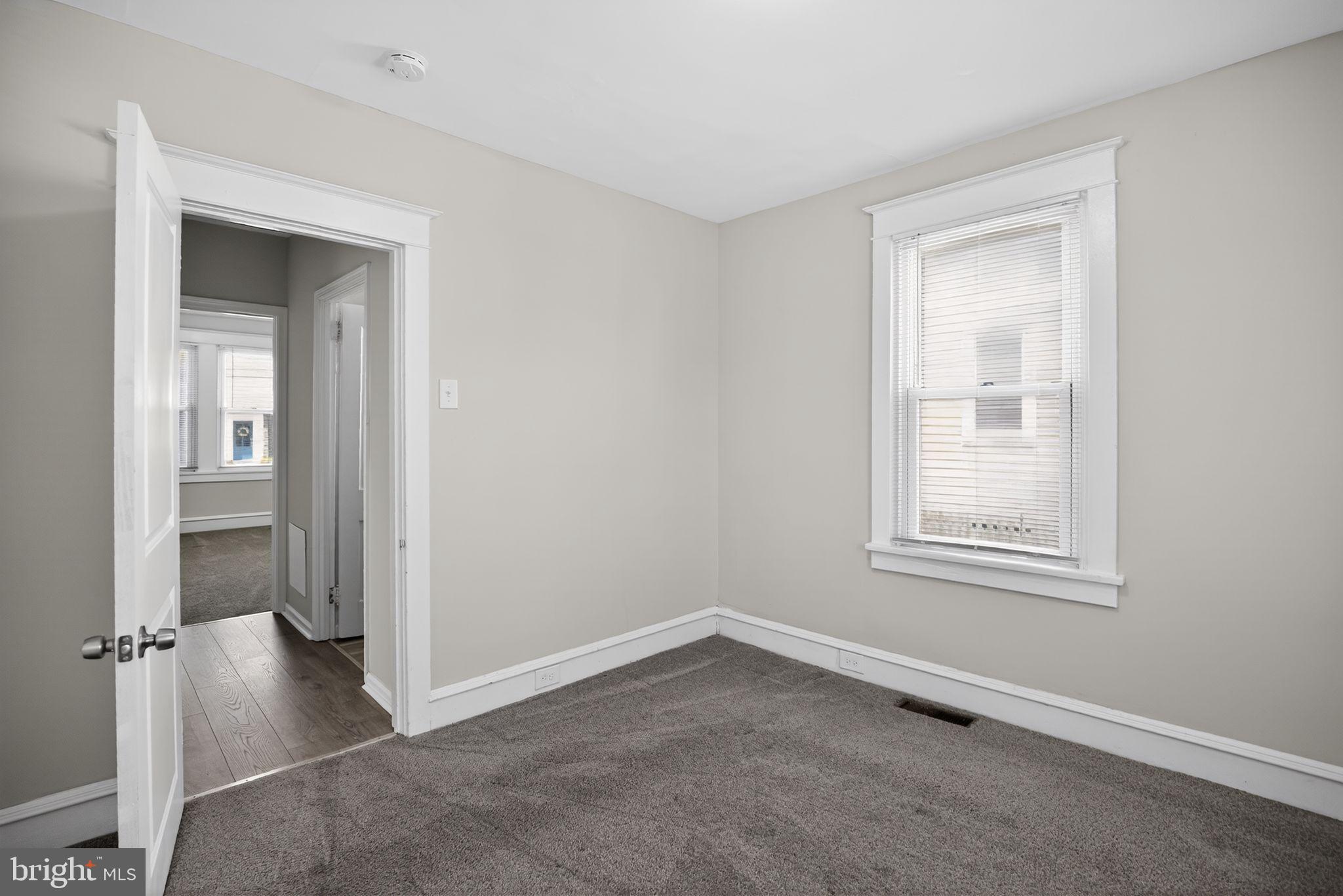 GLENSIDE - Residential