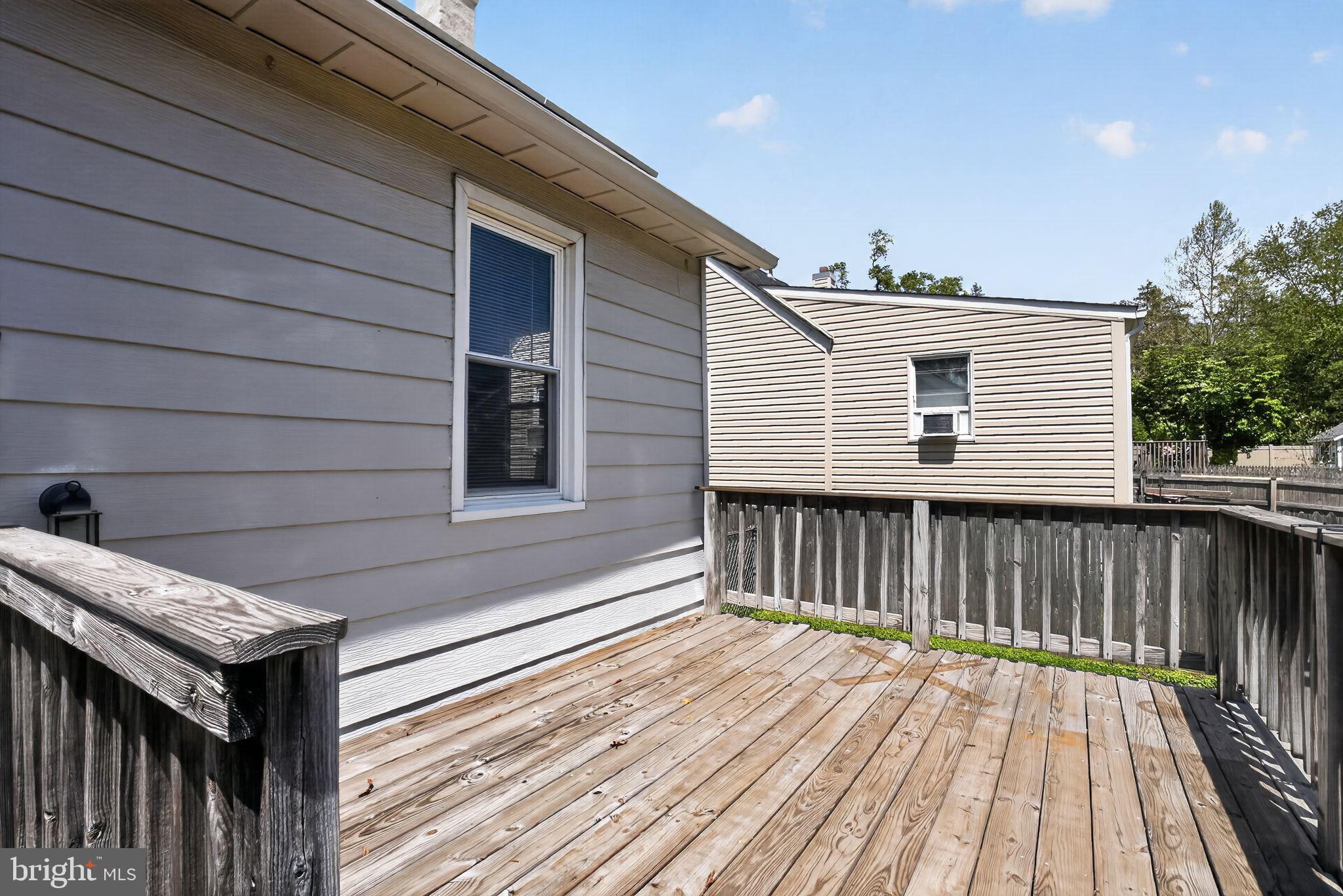 GLENSIDE - Residential