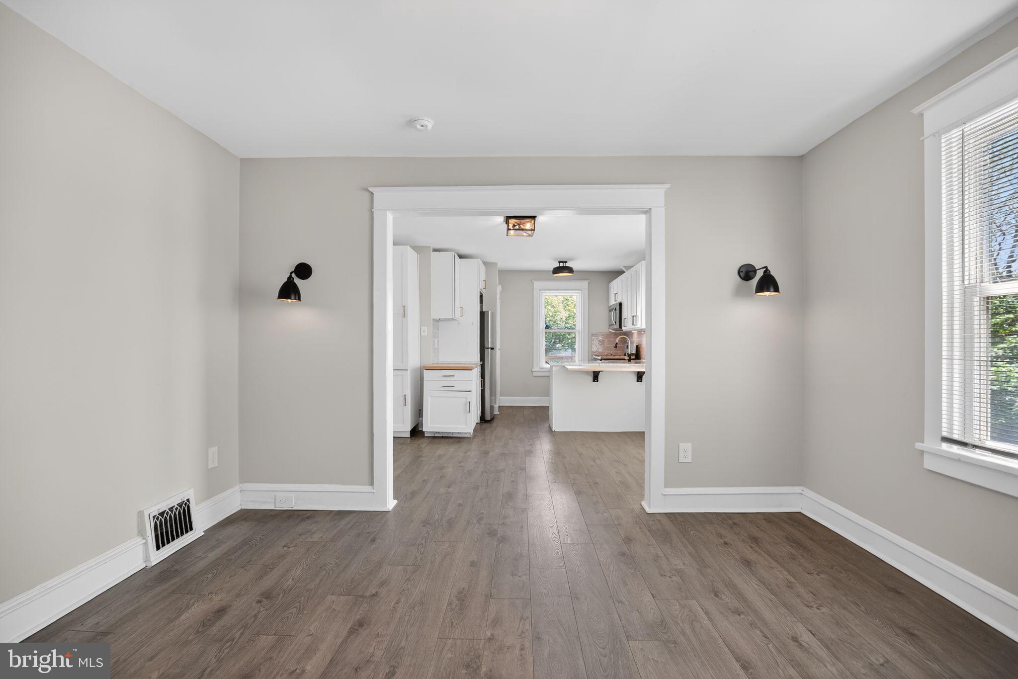 GLENSIDE - Residential