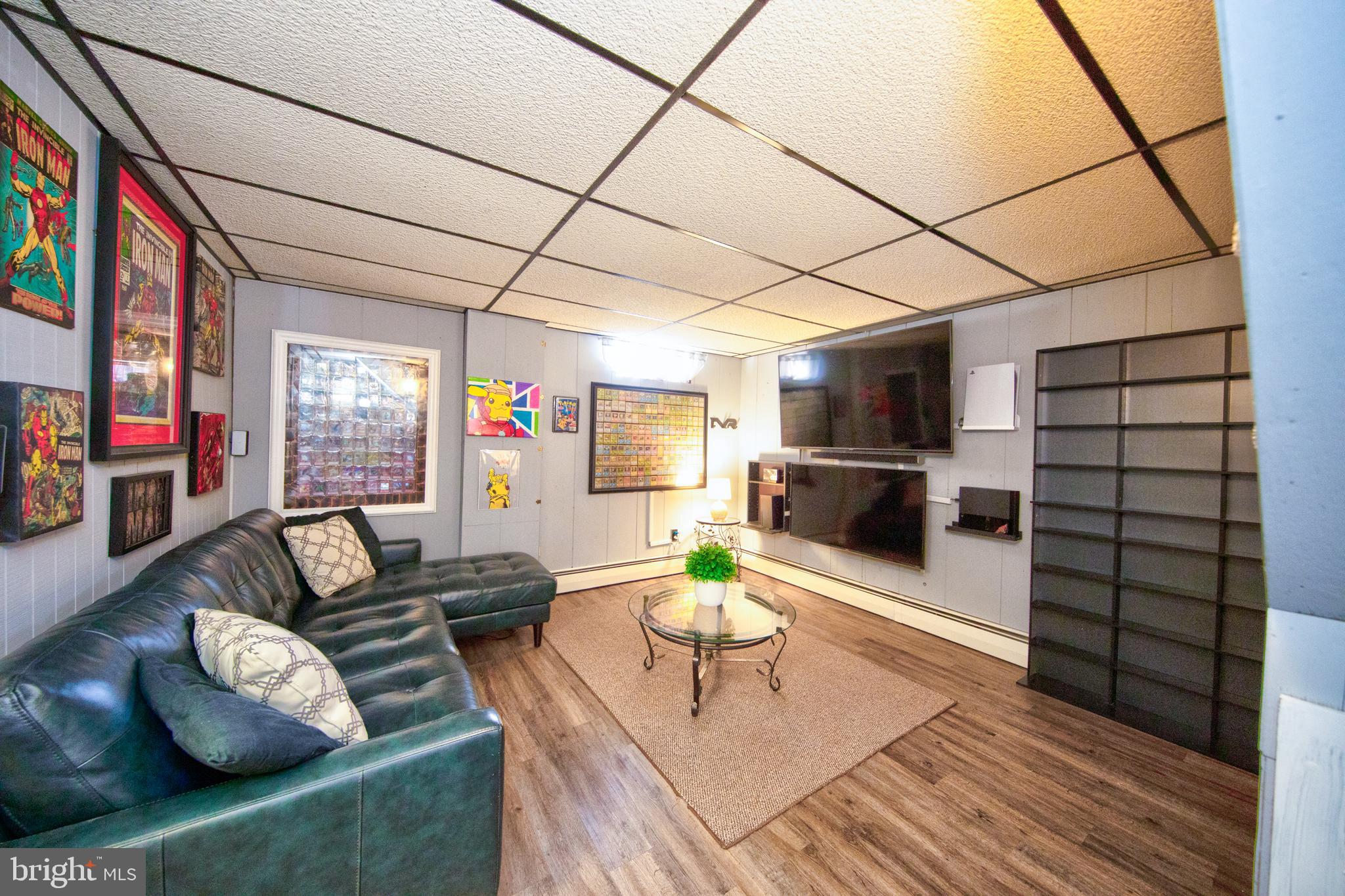 LOU HAR TERRACE - Residential