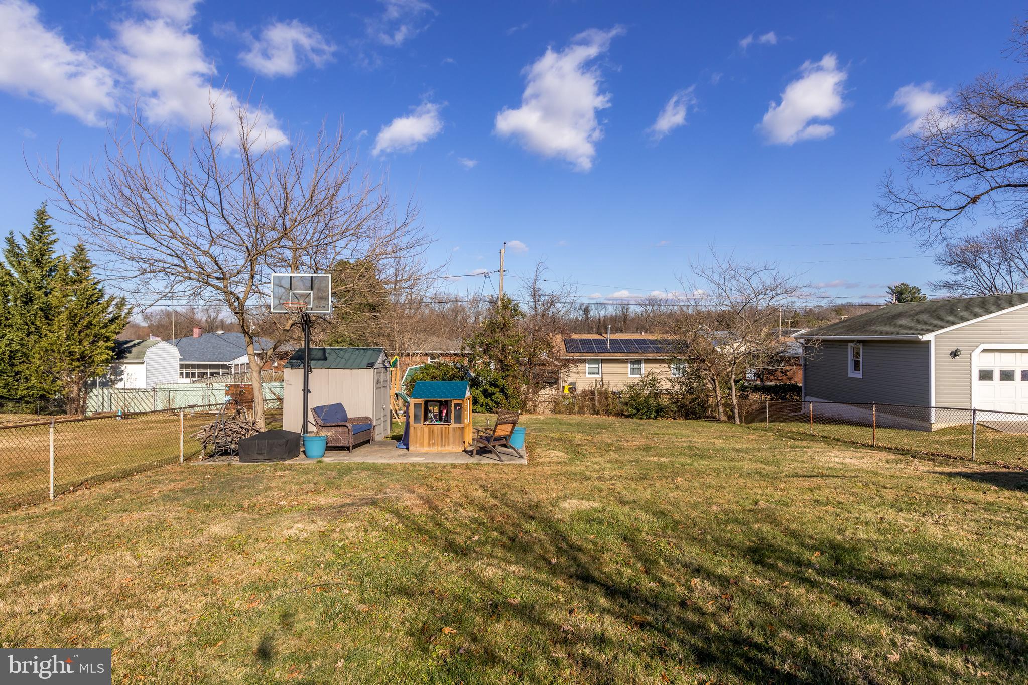 LOU HAR TERRACE - Residential