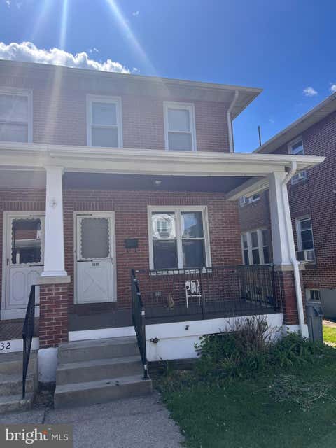 Townhouse For Sale - 3534 Arlington Street<br/> READING, PA 19605