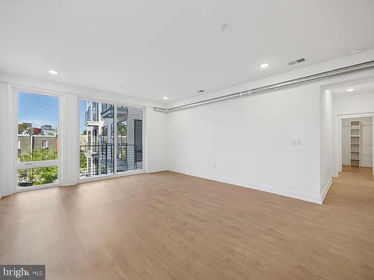 FRANCISVILLE - Residential Lease