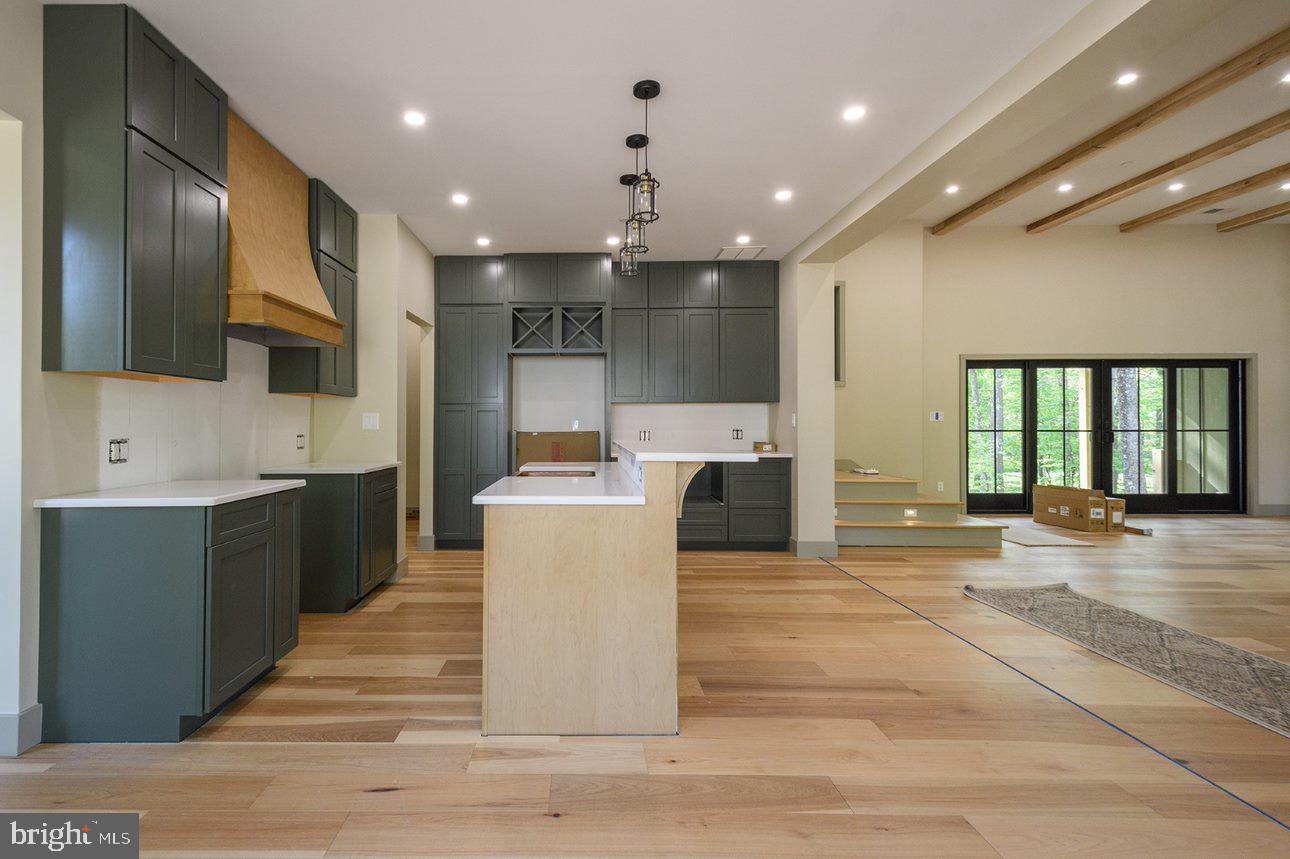 LAGO VISTA - Residential