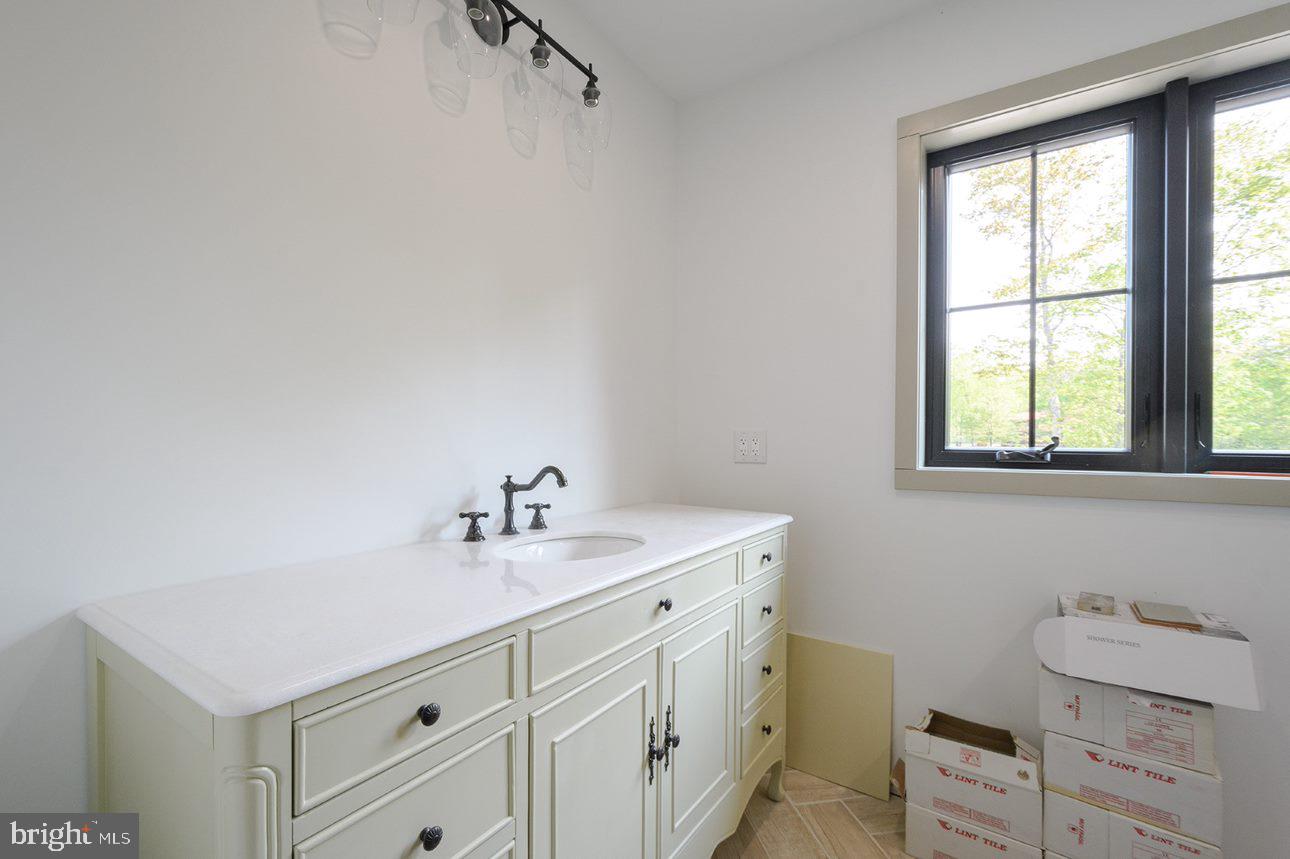 LAGO VISTA - Residential