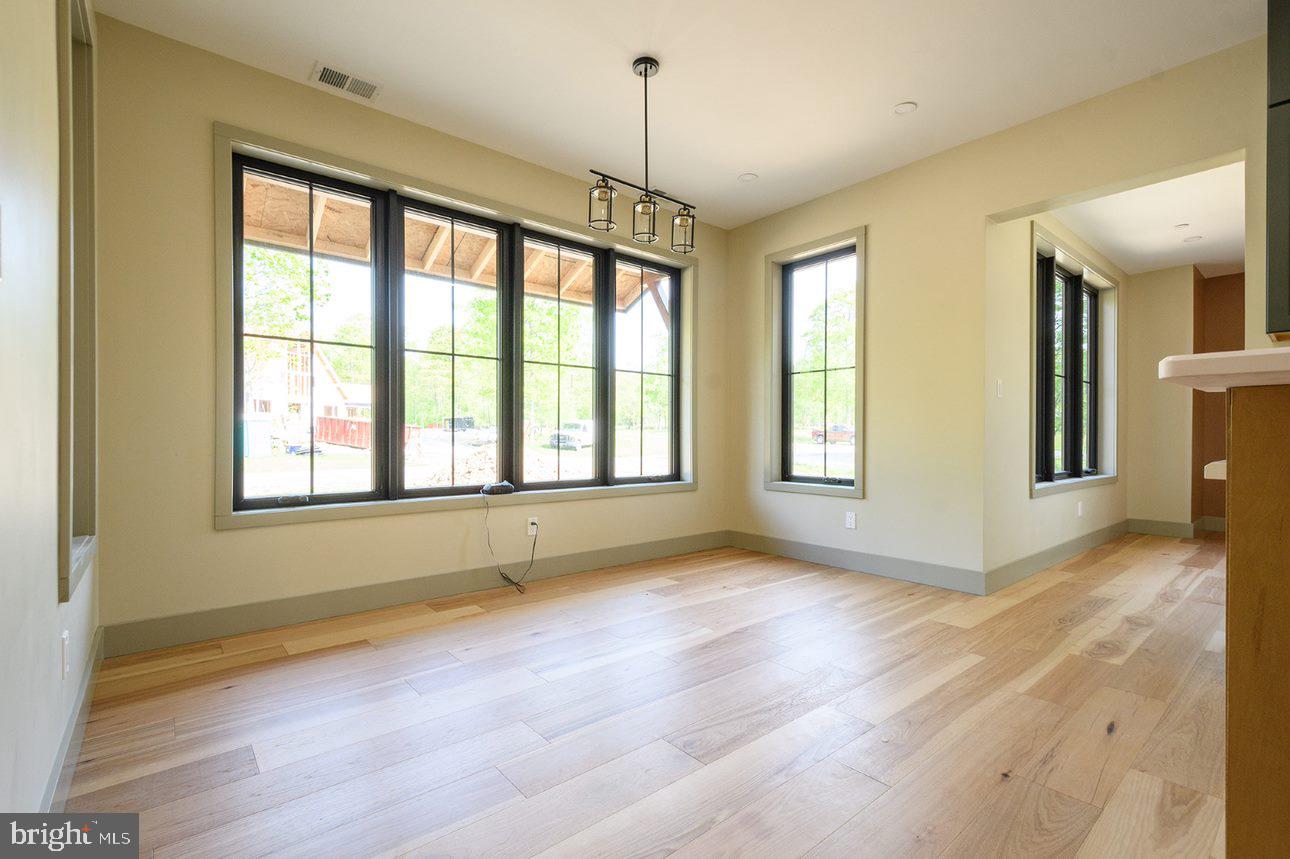 LAGO VISTA - Residential