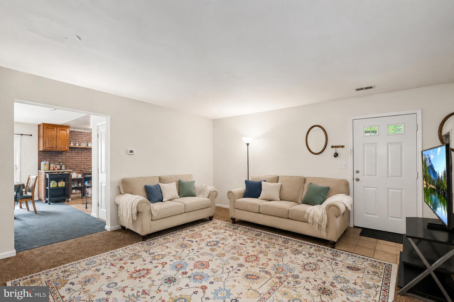 307 OLDE GREENWICH DRIVE