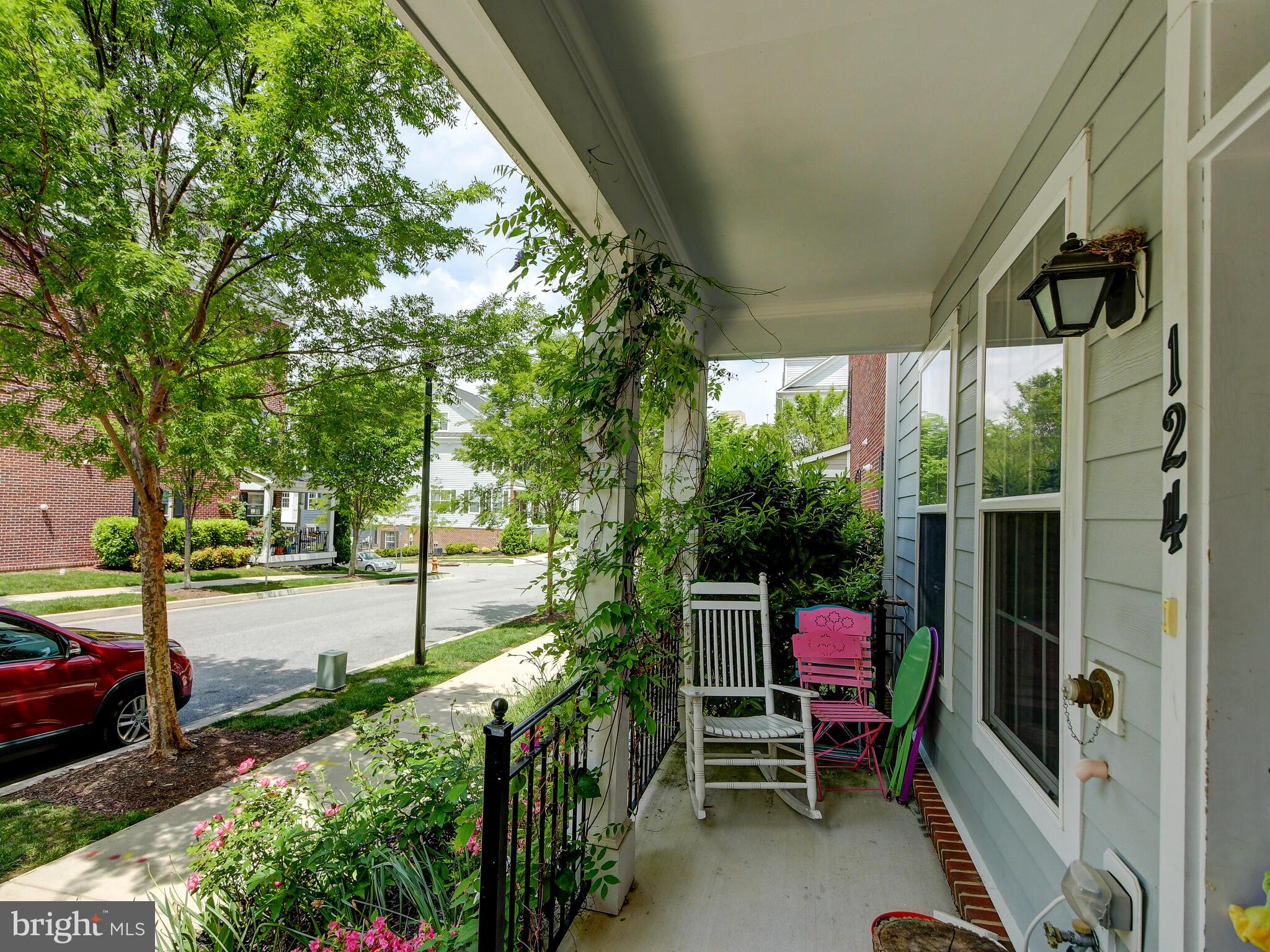 124 MERIDIAN LANE