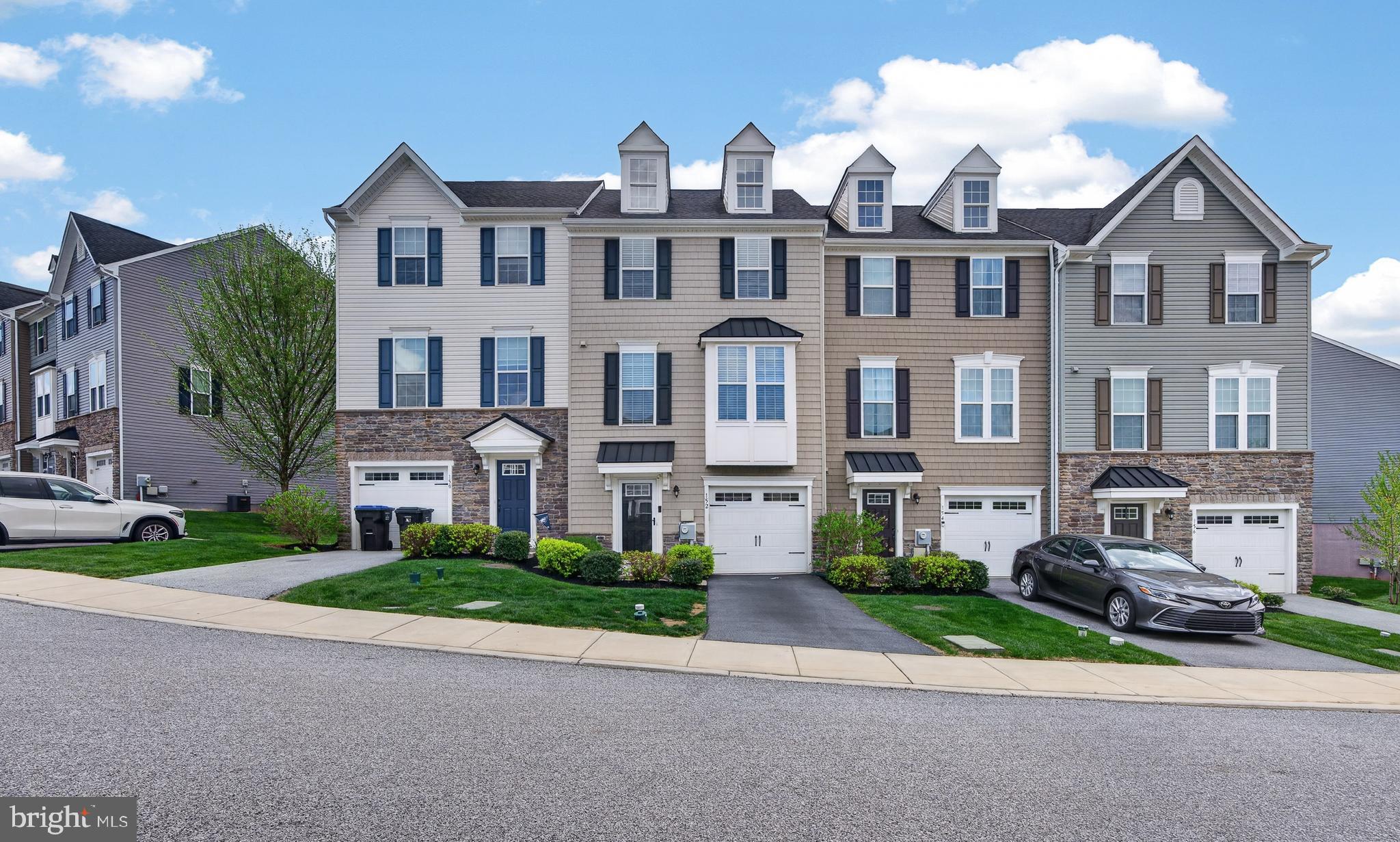 MALVERN WALK - Residential