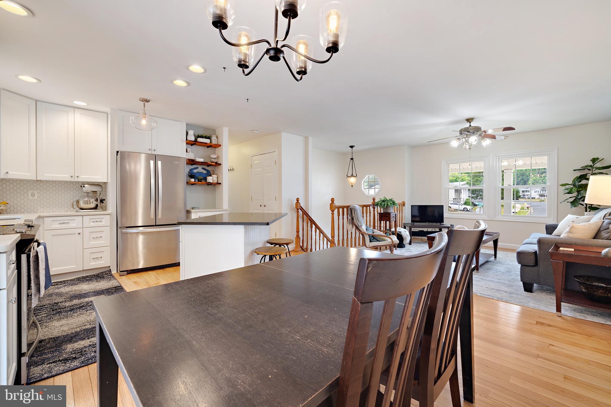 FOUR SEASONS ESTATES - Residential