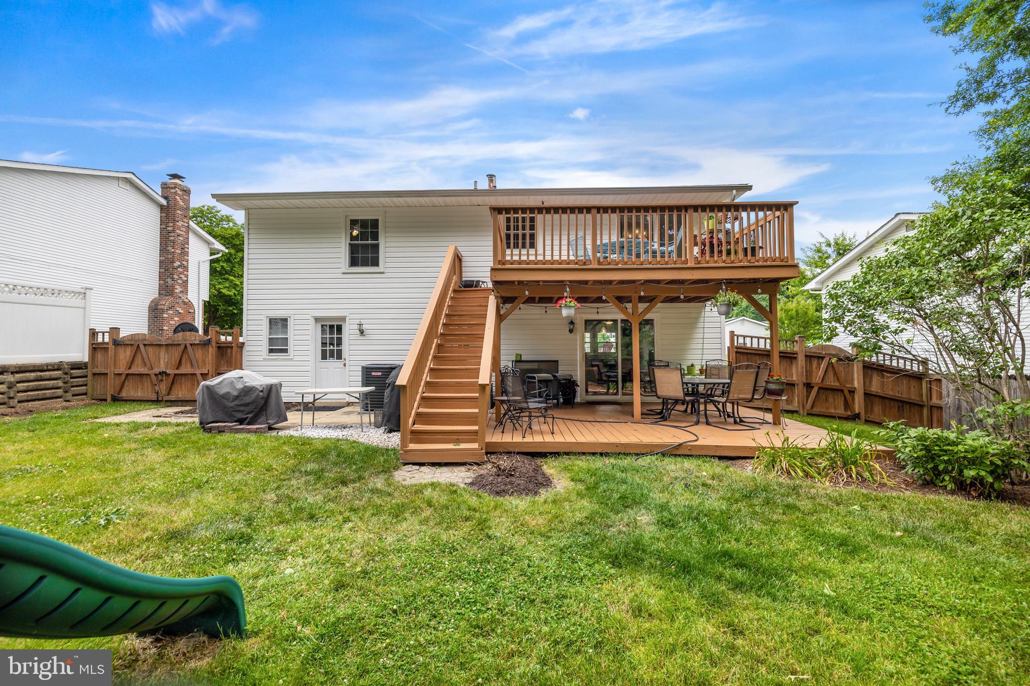 FOUR SEASONS ESTATES - Residential