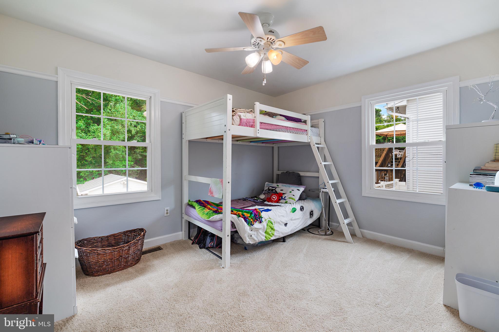 FOUR SEASONS ESTATES - Residential