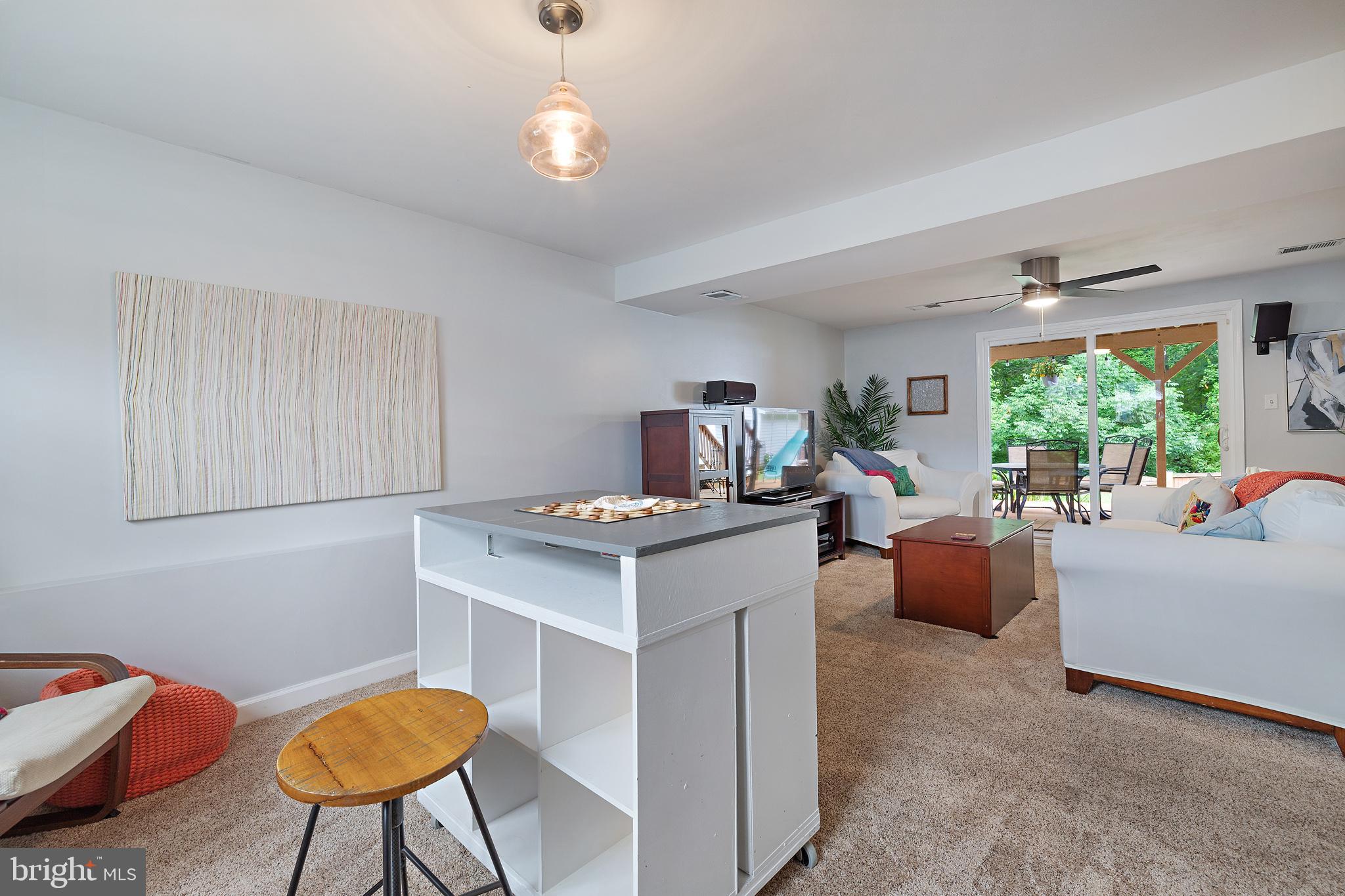 FOUR SEASONS ESTATES - Residential