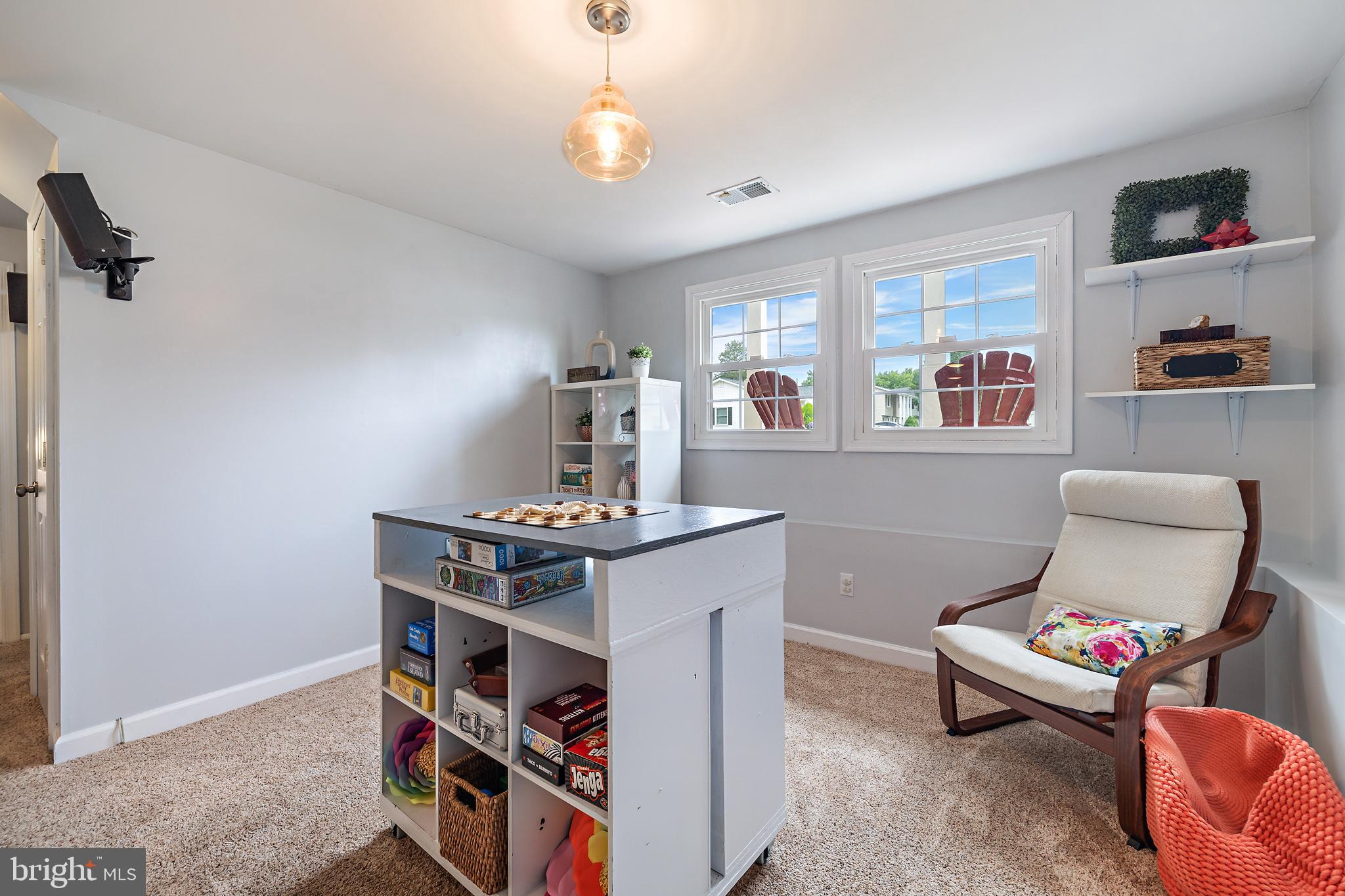 FOUR SEASONS ESTATES - Residential