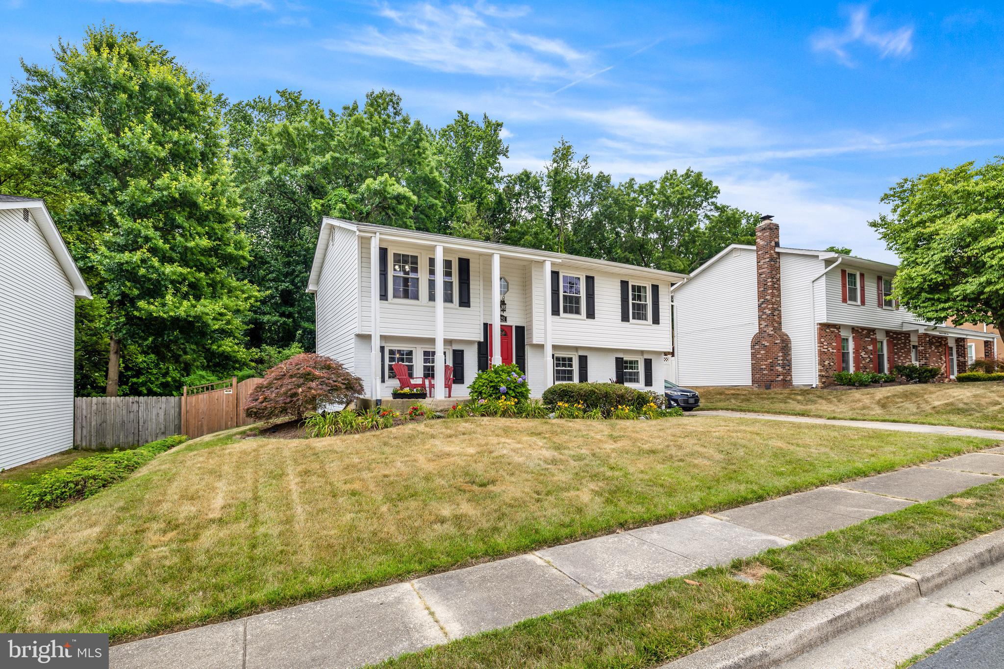 FOUR SEASONS ESTATES - Residential