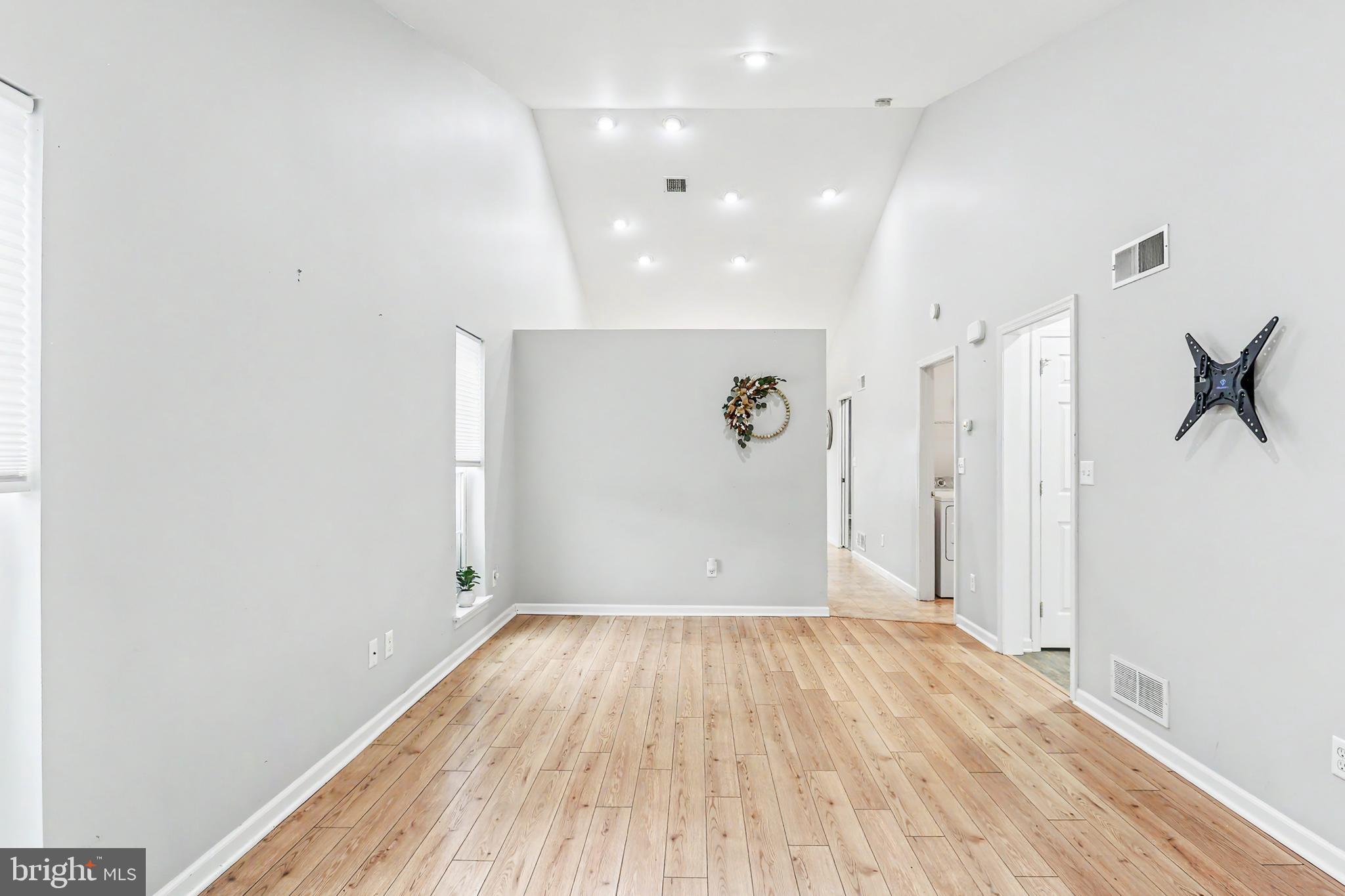 92 KESWICK DRIVE