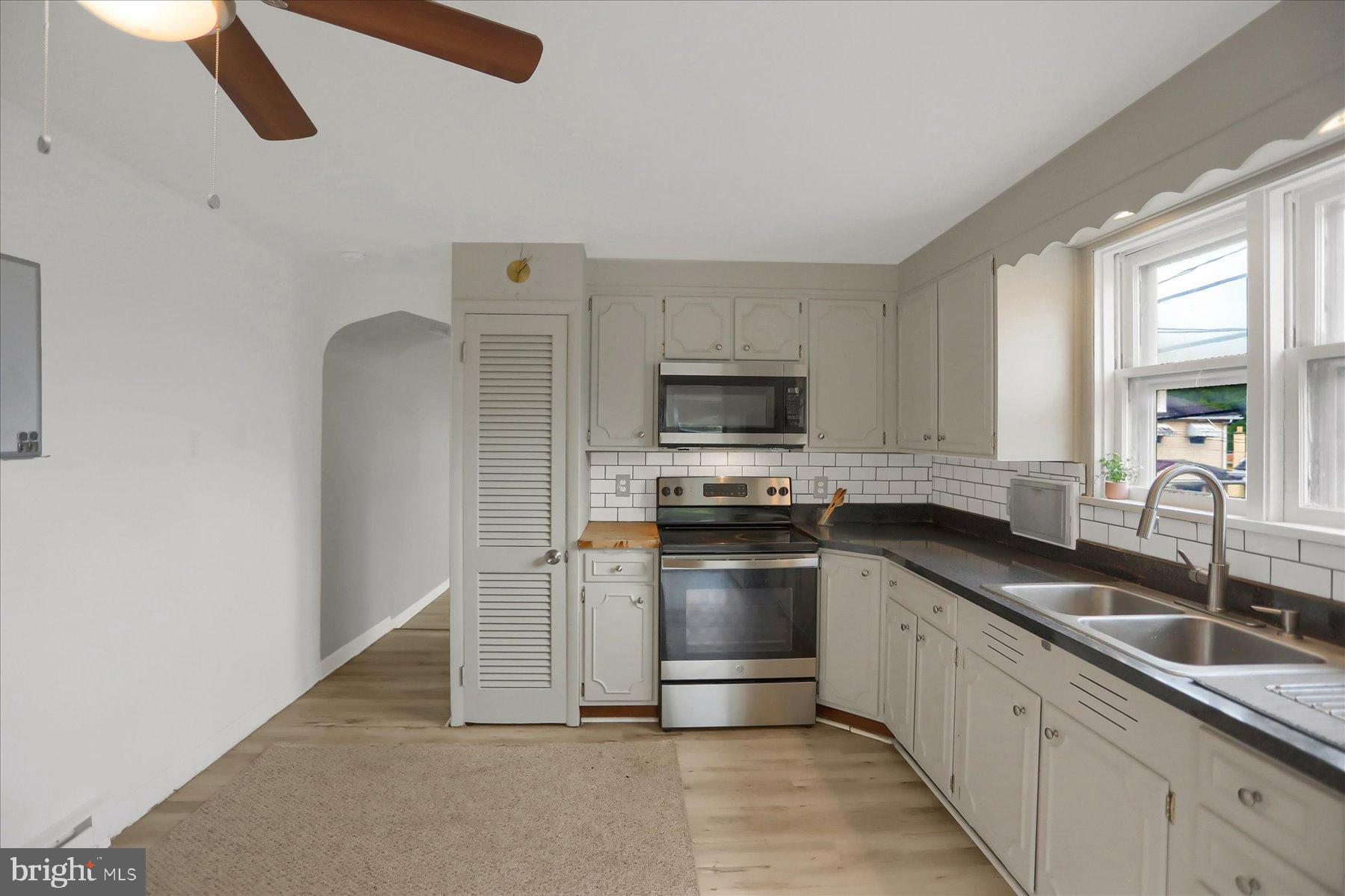 MOUNT CARMEL BOROUGH - Residential