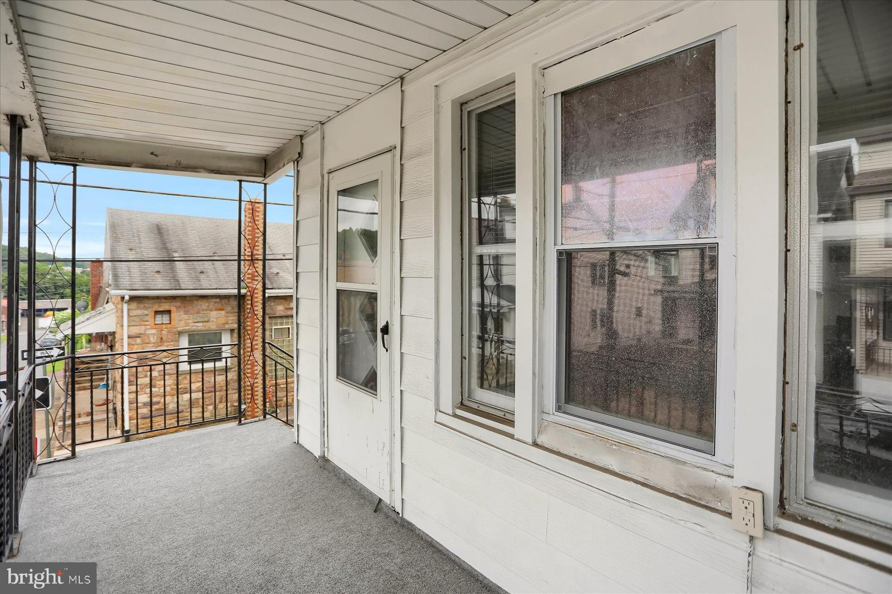 MOUNT CARMEL BOROUGH - Residential