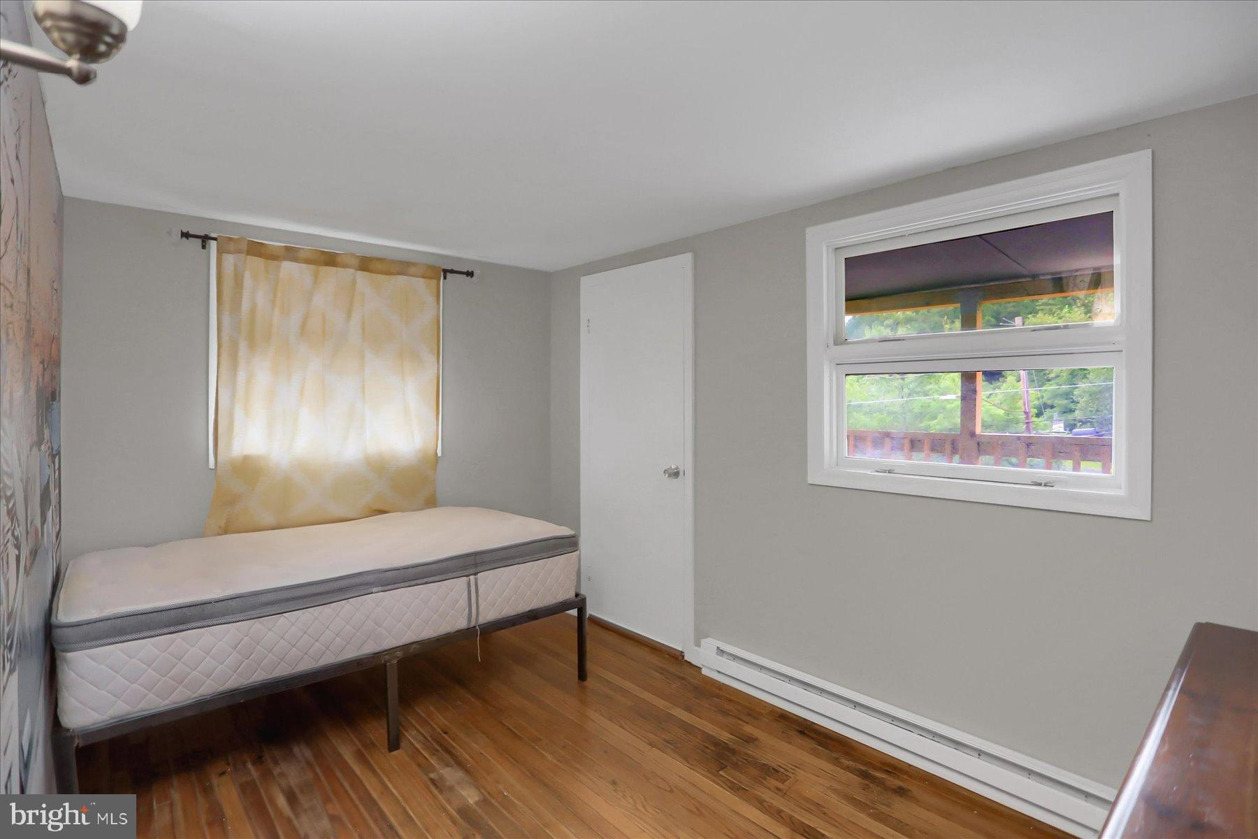 MOUNT CARMEL BOROUGH - Residential