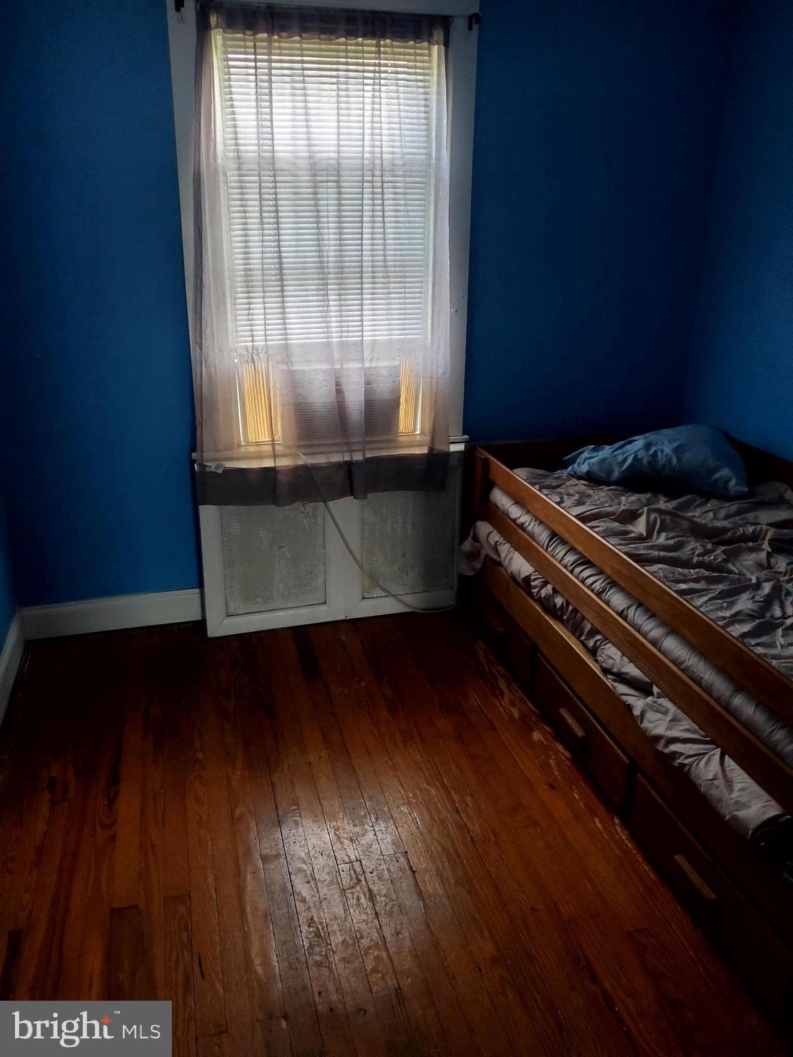 FOX CHASE - Residential