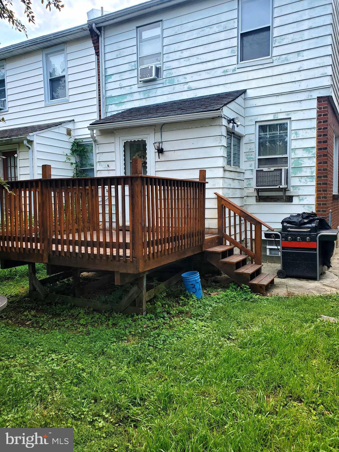 FOX CHASE - Residential