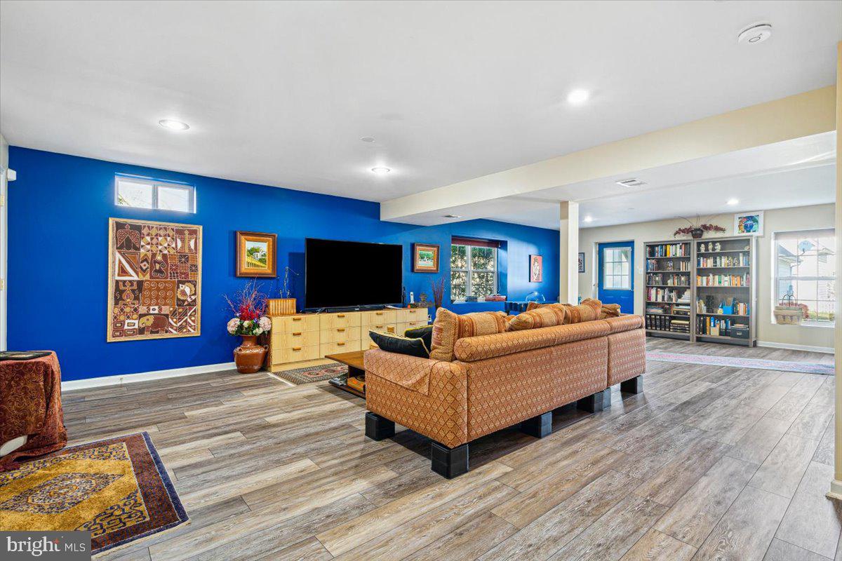 VILLAGES OF URBANA - Residential