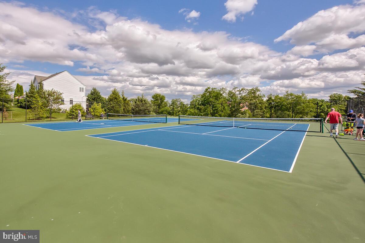 VILLAGES OF URBANA - Residential