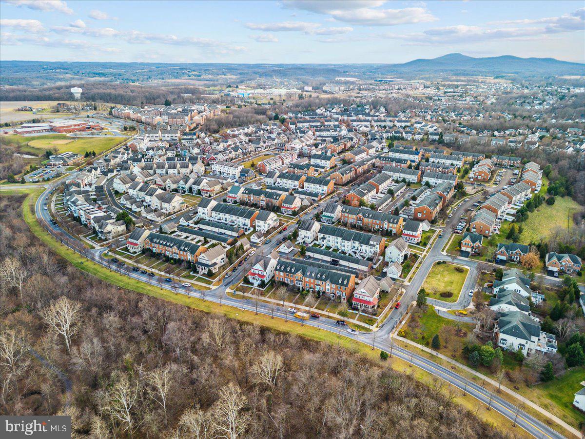 VILLAGES OF URBANA - Residential