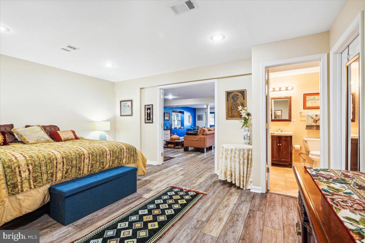 VILLAGES OF URBANA - Residential