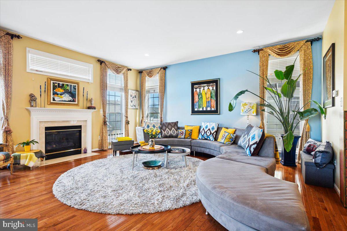 VILLAGES OF URBANA - Residential