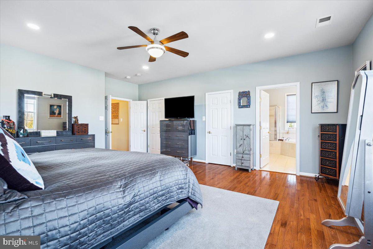 VILLAGES OF URBANA - Residential