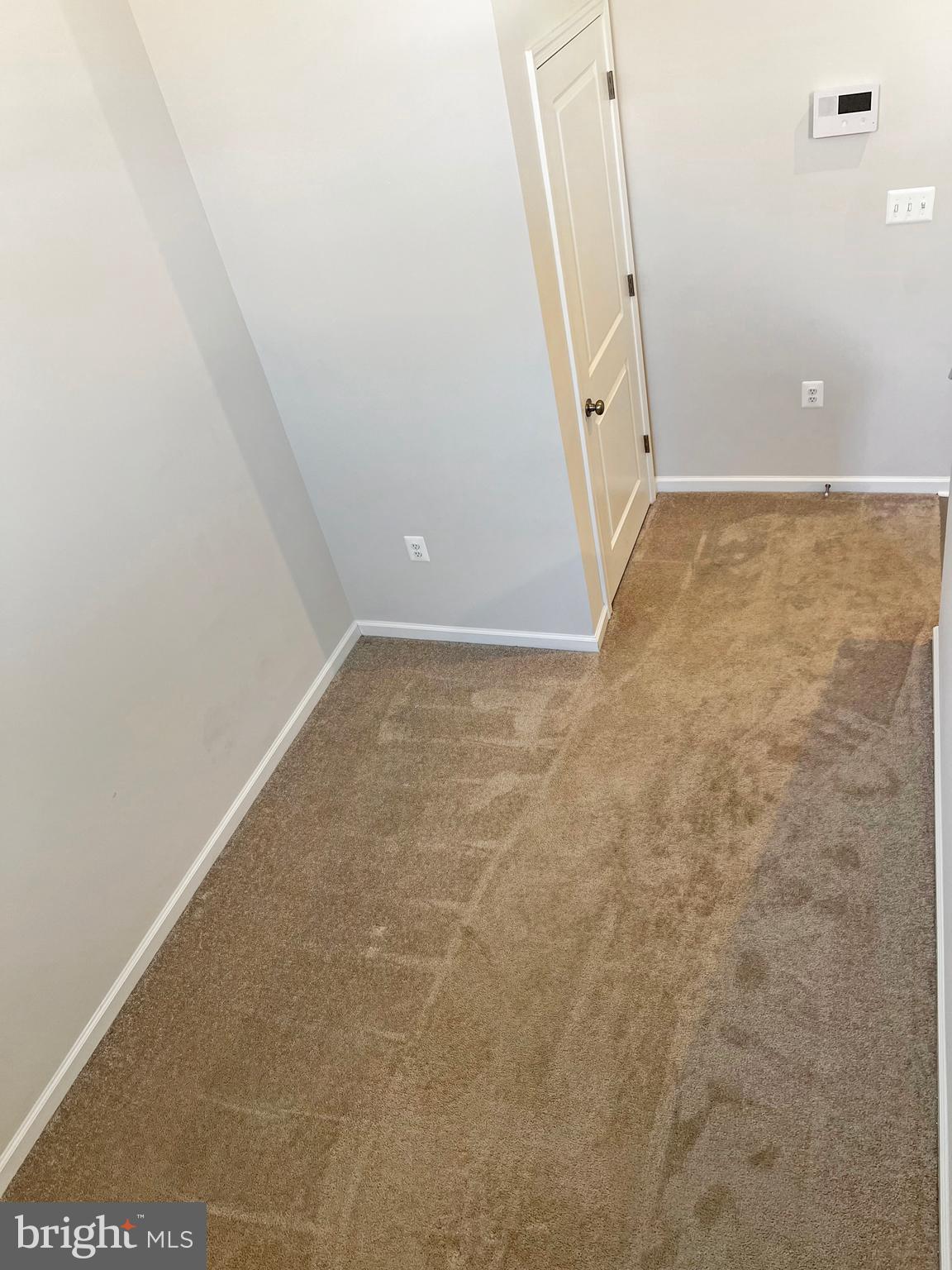 PRESIDENTS POINTE - Residential