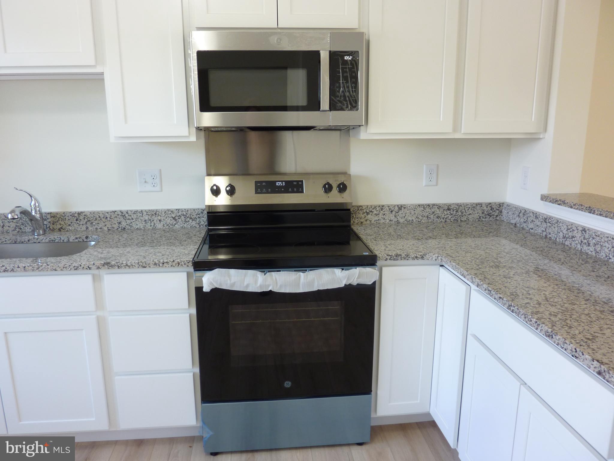 CAMBRIA VILLAGE - Residential