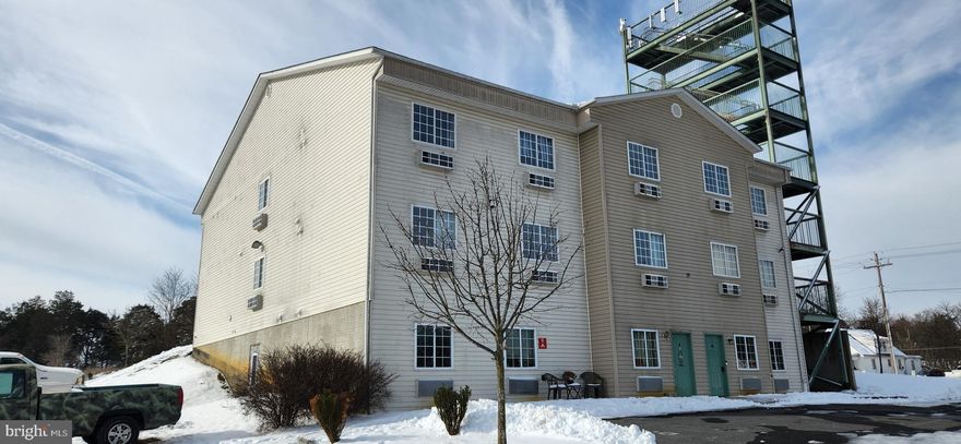 2 Bedrooms, 2 full Baths; kitchen with refrigerator, MW, 2-burner cooktop (no oven); ample parking available; convenient to downtown Strasburg and I81 / I66. No pets, No smoking. Utilities included in rent. Available March 15th.