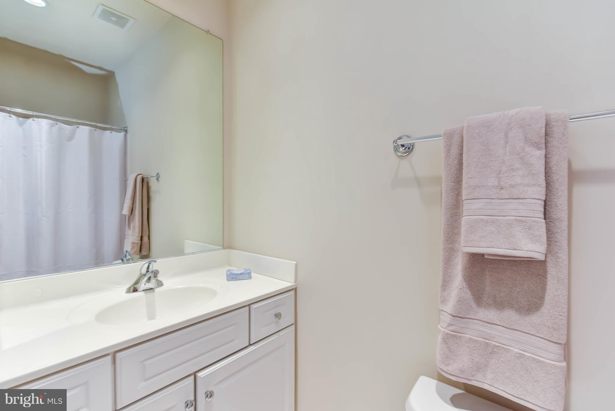 CHATHAM SQUARE - Residential