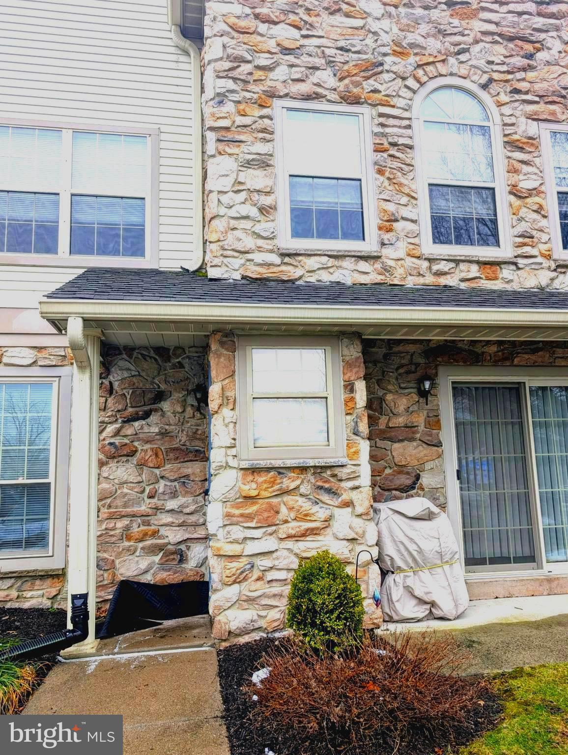 REMINGTON OAKS - Residential