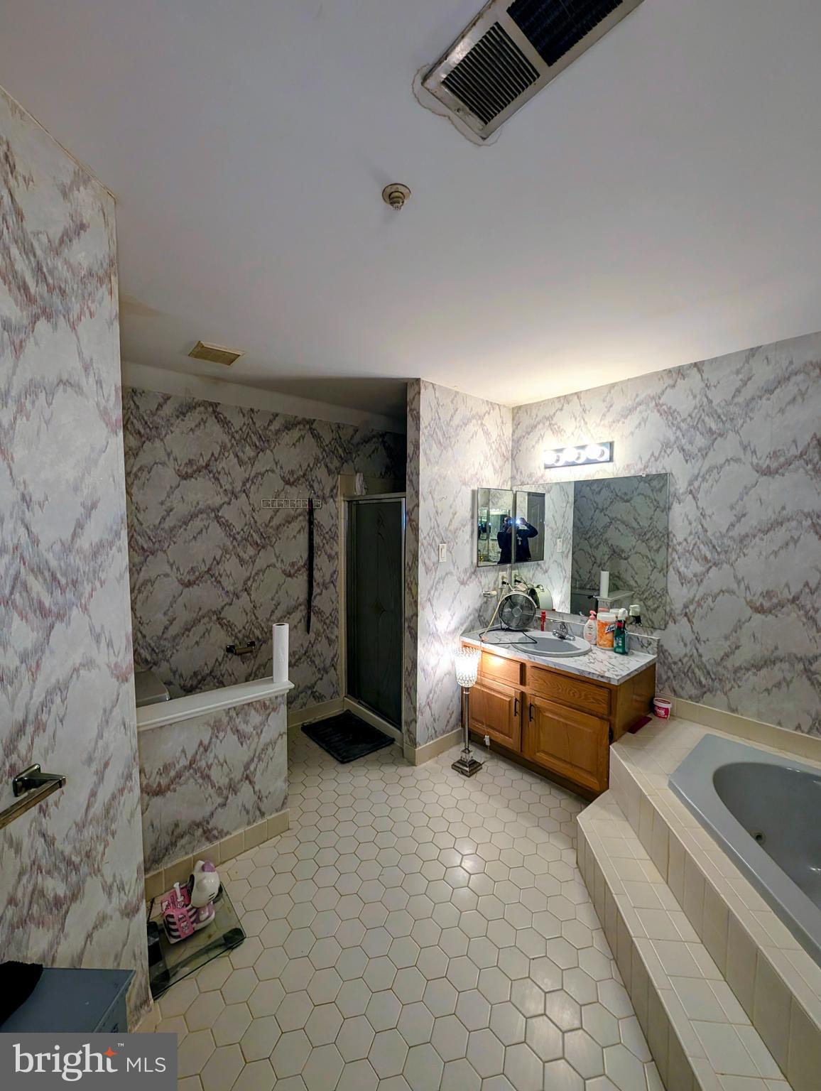 REMINGTON OAKS - Residential