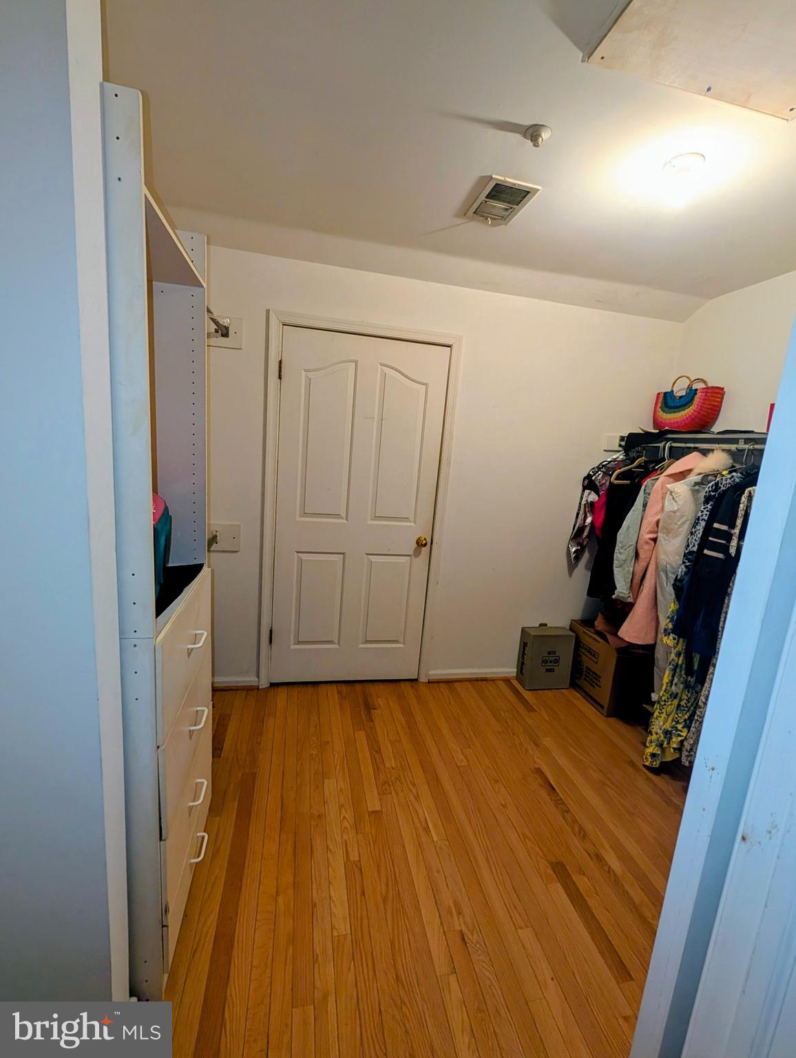 REMINGTON OAKS - Residential