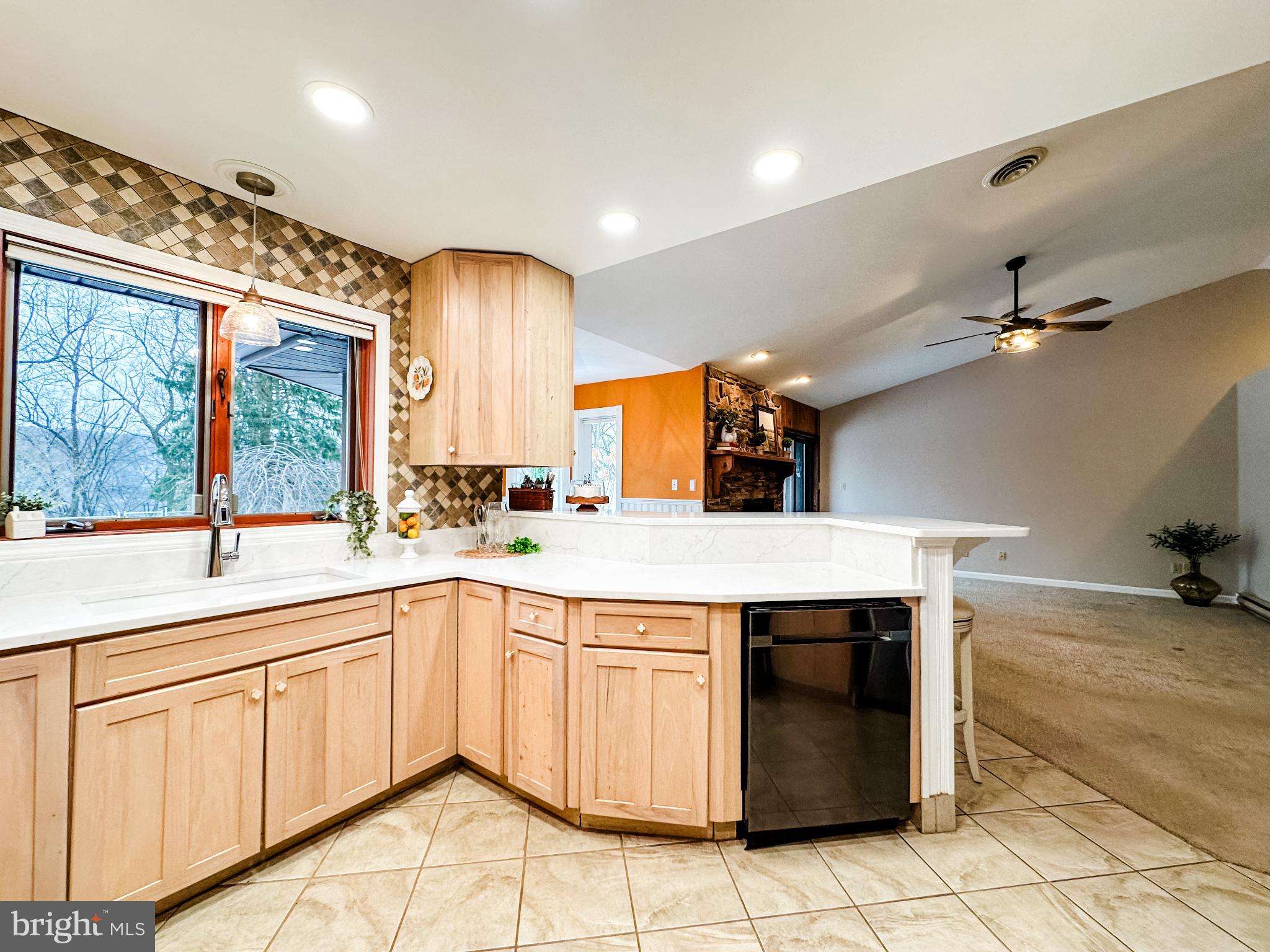 COLONY HEIGHTS - Residential