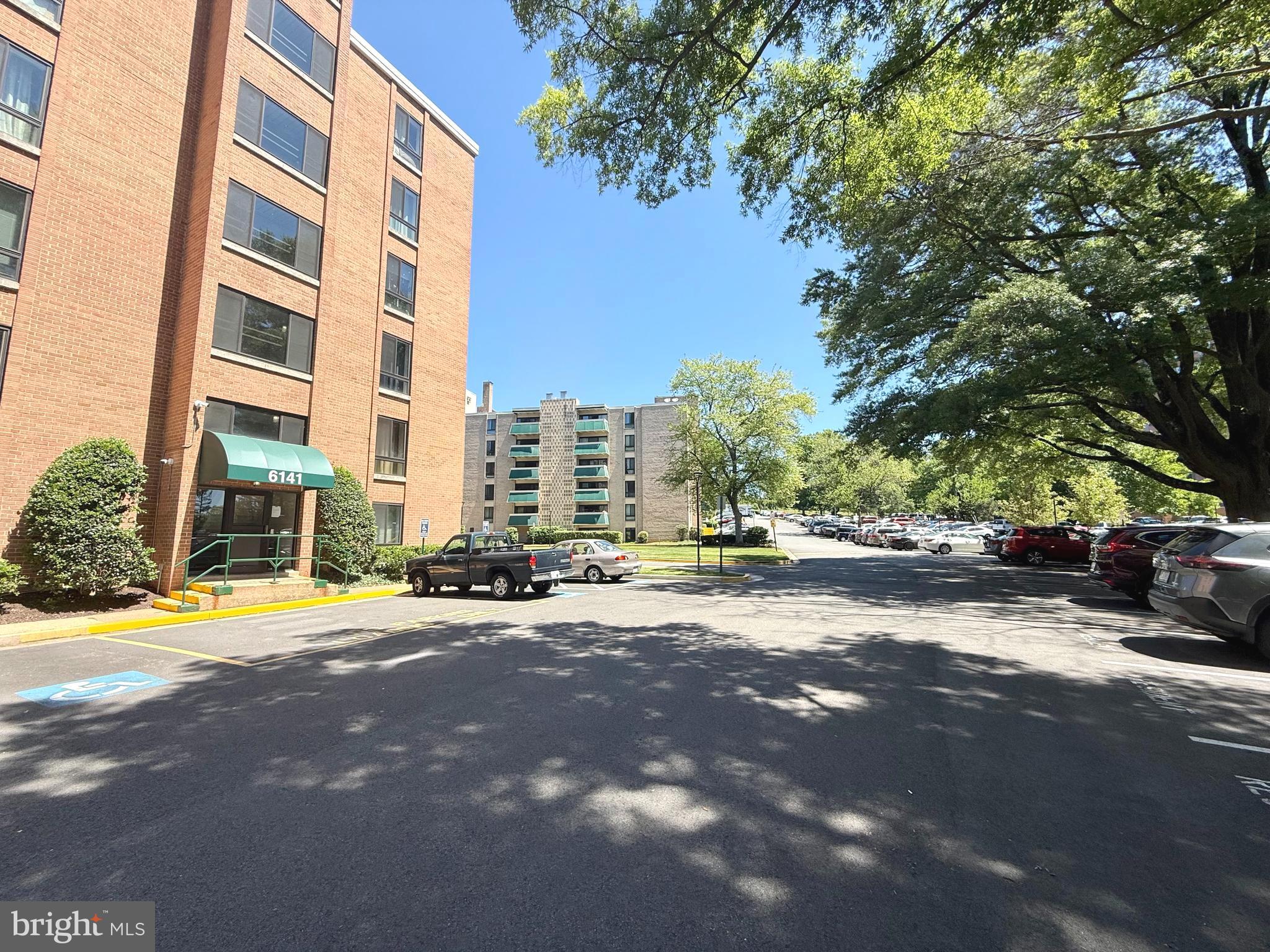 LAFAYETTE PARK - Residential