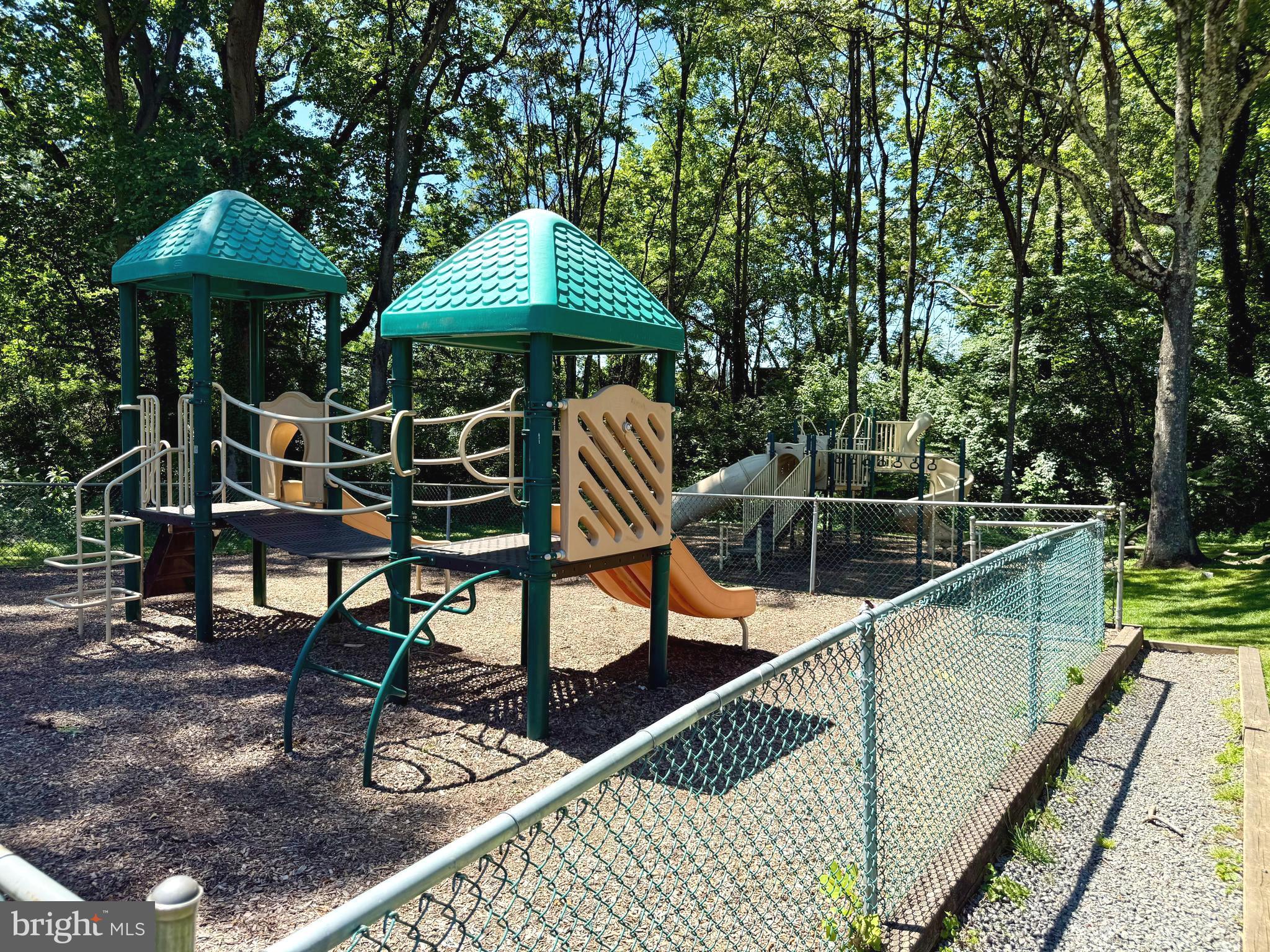 LAFAYETTE PARK - Residential