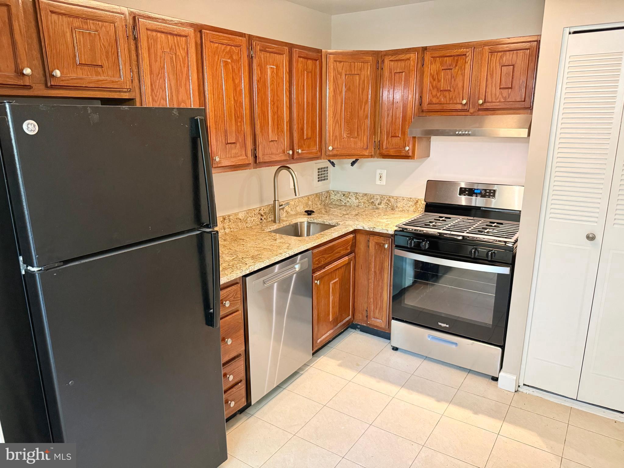 LAFAYETTE PARK - Residential